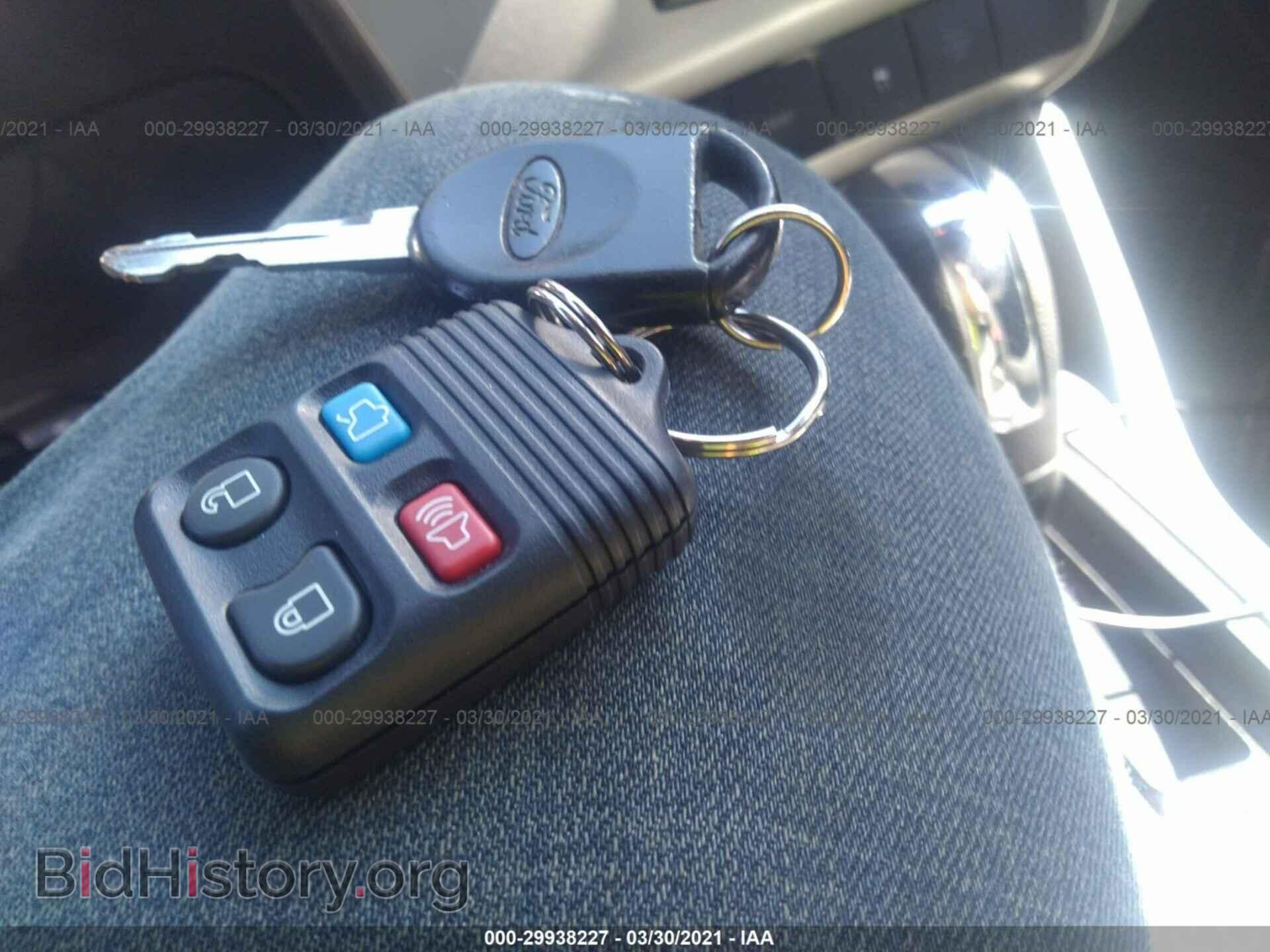 2010 FORD FOCUS - VIN: 1FAHP3FN8AW258239 - Фото 11