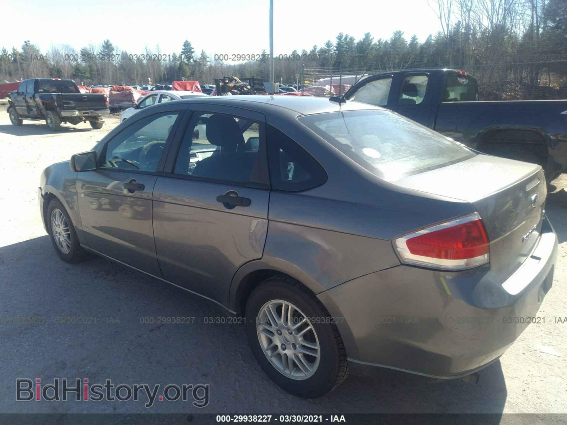 2010 FORD FOCUS - VIN: 1FAHP3FN8AW258239 - Фото 3