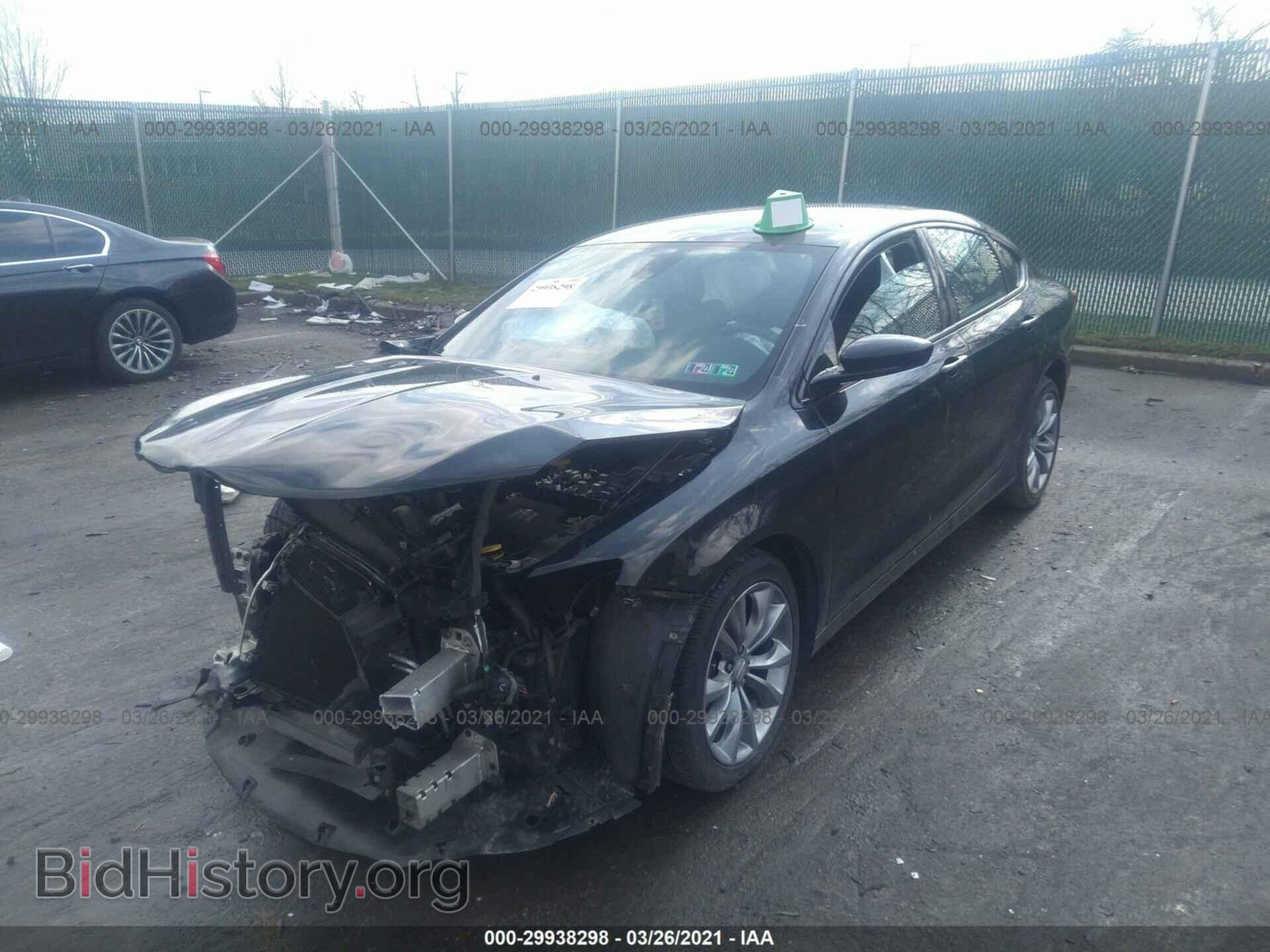 2015 CHRYSLER 200 - VIN: 1C3CCCBBXFN547233 - Фото 2