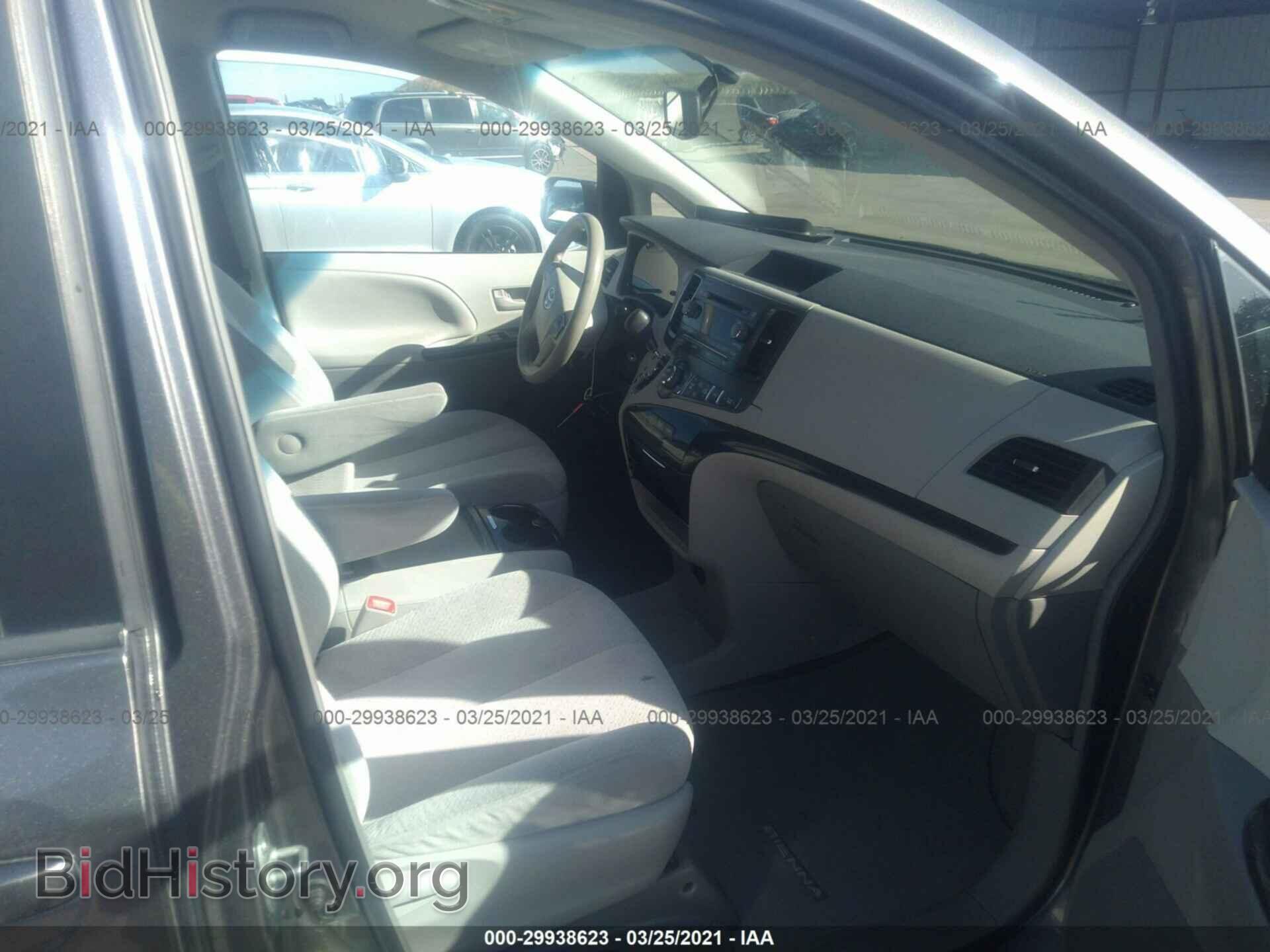 2013 TOYOTA SIENNA - VIN: 5TDKK3DC8DS284201 - Фото 5
