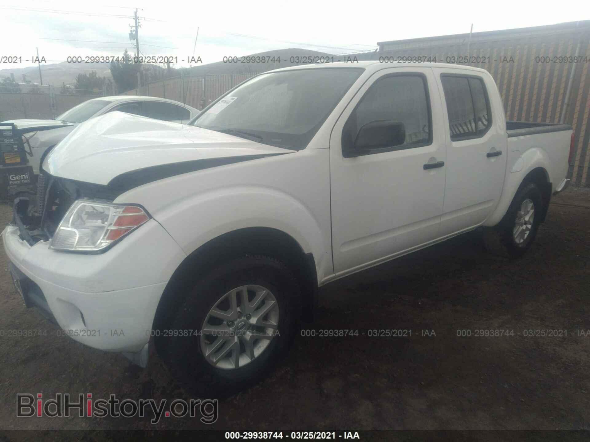2018 NISSAN FRONTIER - VIN: 1N6AD0EV5JN744837 - Фото 2