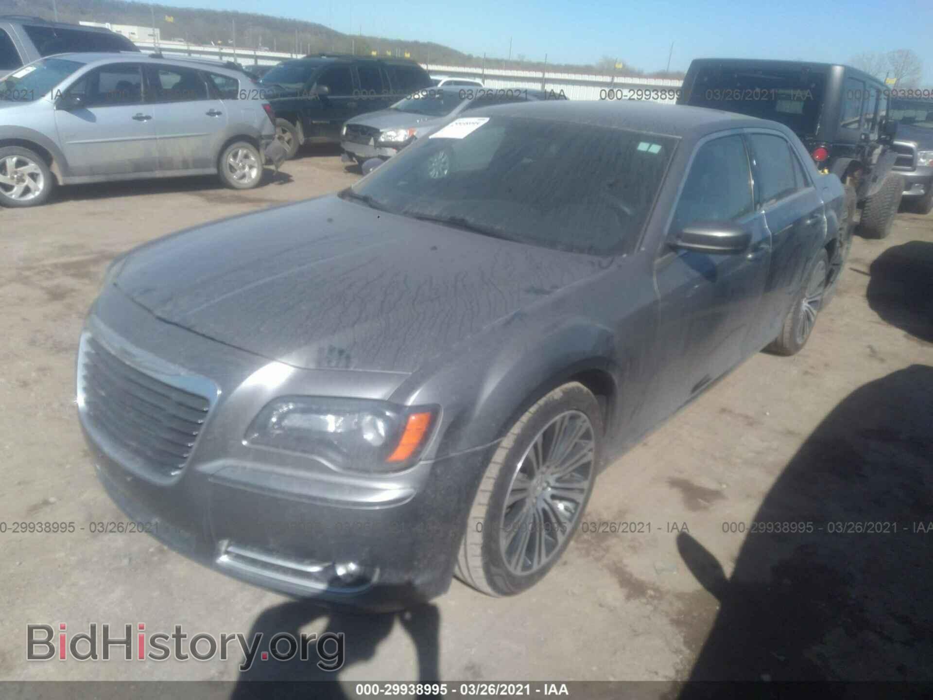 2012 CHRYSLER 300 - VIN: 2C3CCABG8CH312706 - Фото 2