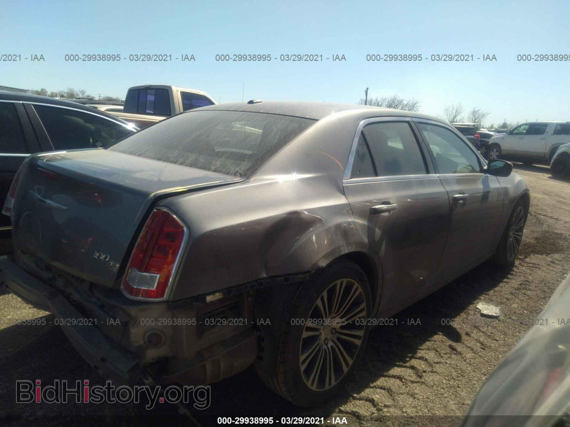 2012 CHRYSLER 300 - VIN: 2C3CCABG8CH312706 - Фото 4