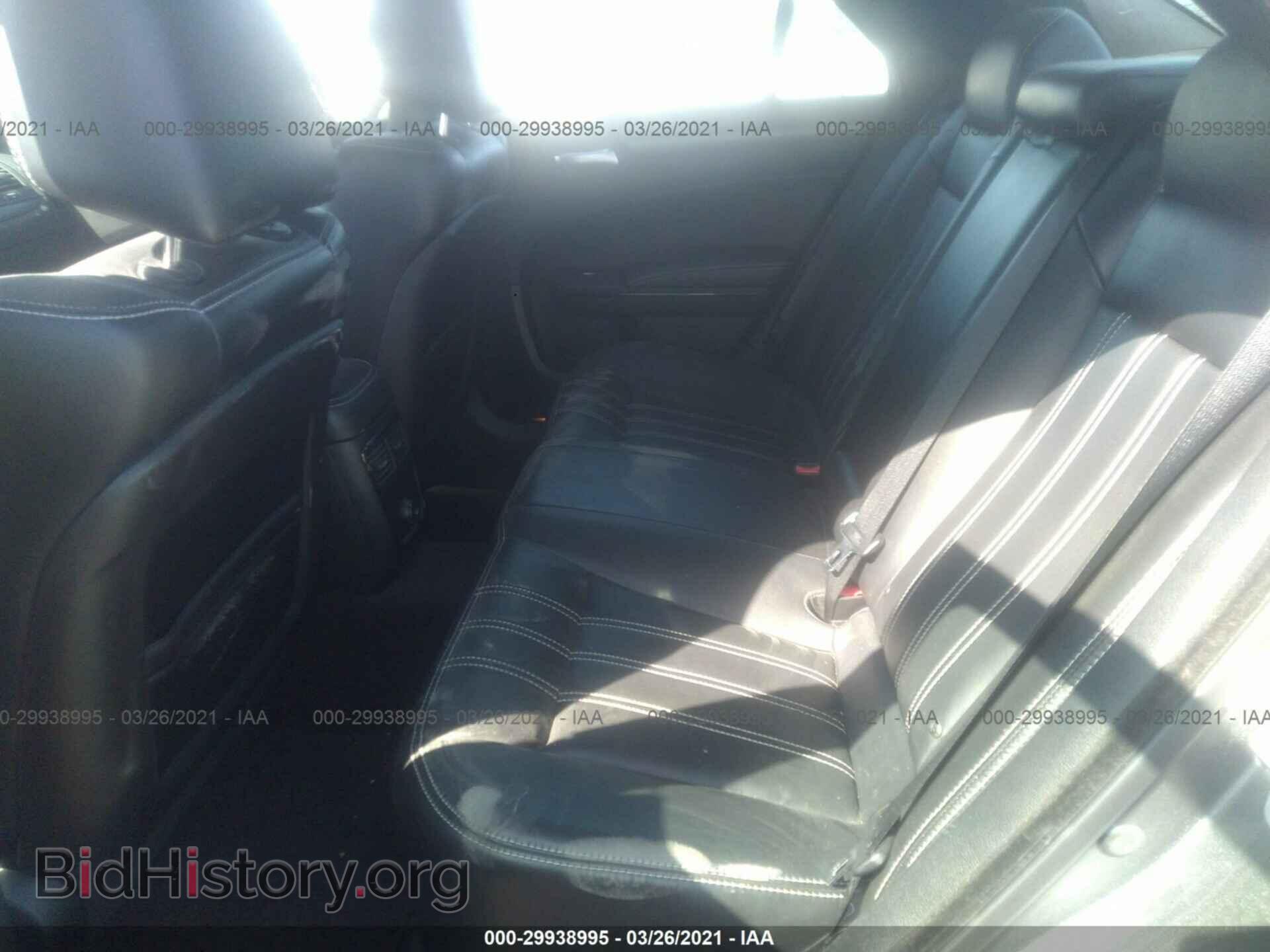 2012 CHRYSLER 300 - VIN: 2C3CCABG8CH312706 - Фото 8