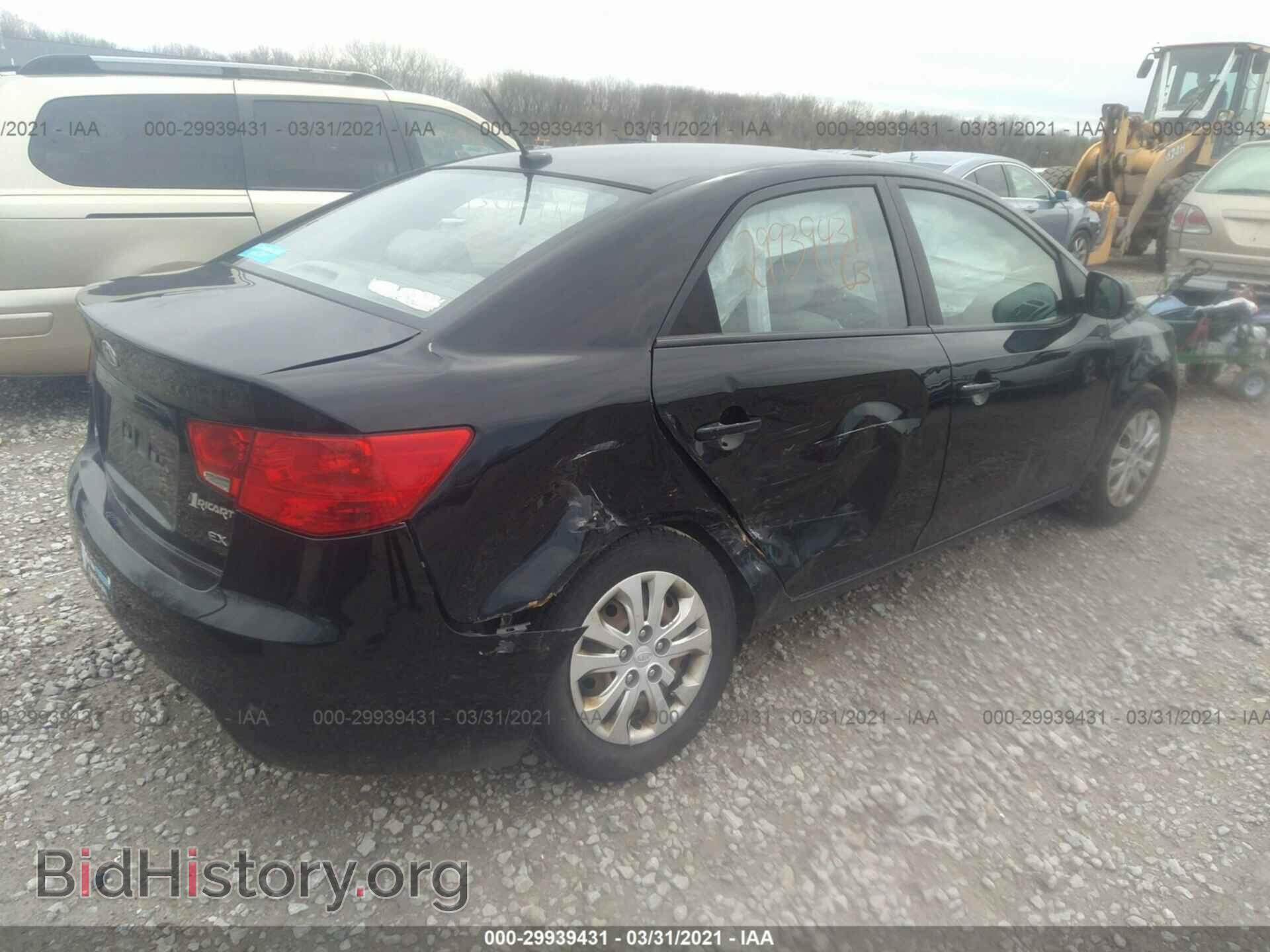 2011 KIA FORTE - VIN: KNAFU4A24B5412477 - Фото 4