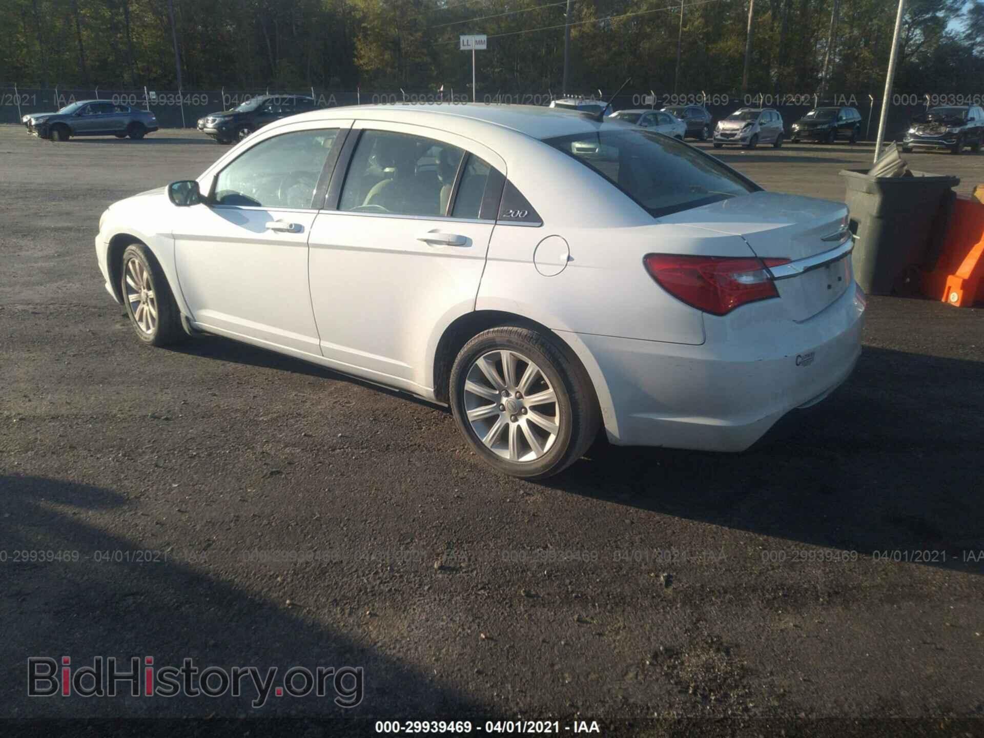 2014 CHRYSLER 200 - VIN: 1C3CCBBB9EN132347 - Фото 3