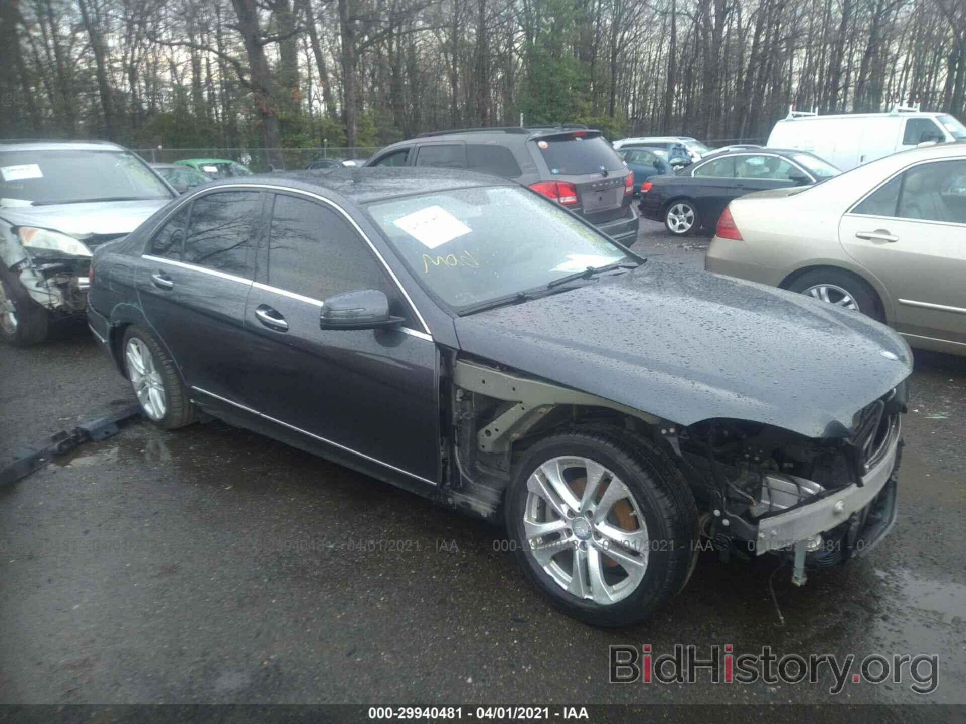 Photo WDDGF4HB8DF969581 - MERCEDES-BENZ C-CLASS 2013