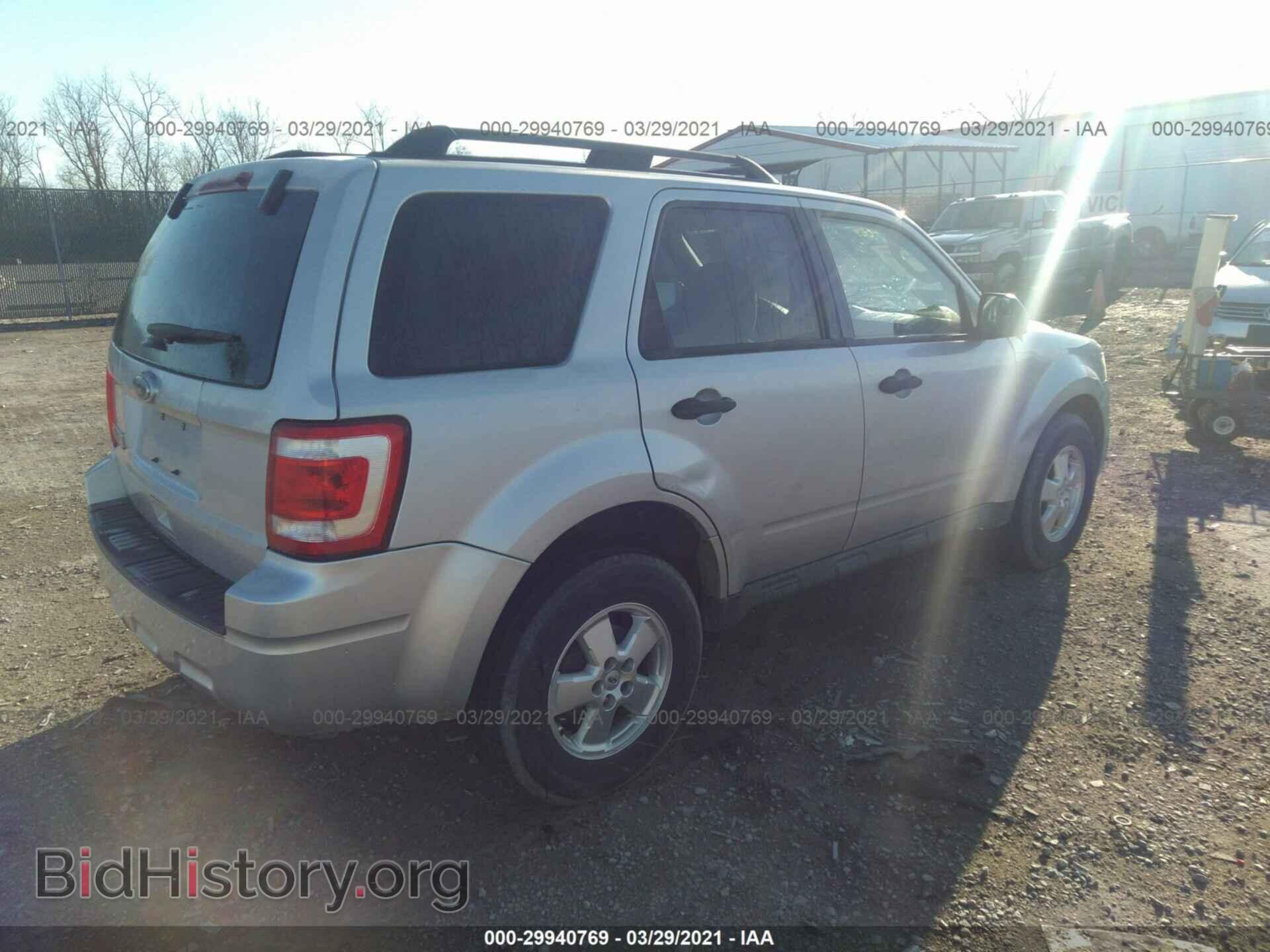 2011 FORD ESCAPE - VIN: 1FMCU9D74BKC22119 - Фото 4
