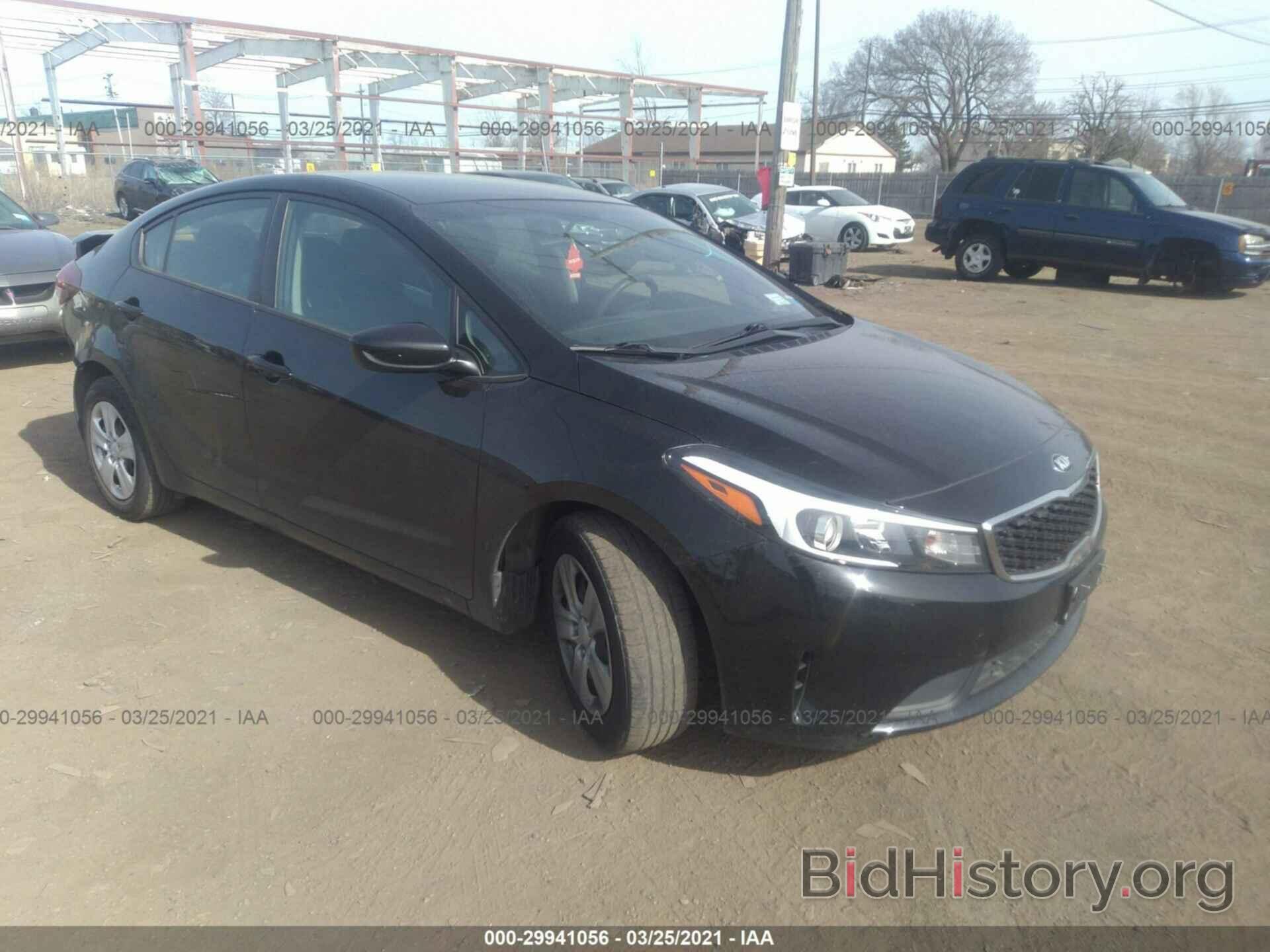 Photo 3KPFK4A77HE070816 - KIA FORTE 2017