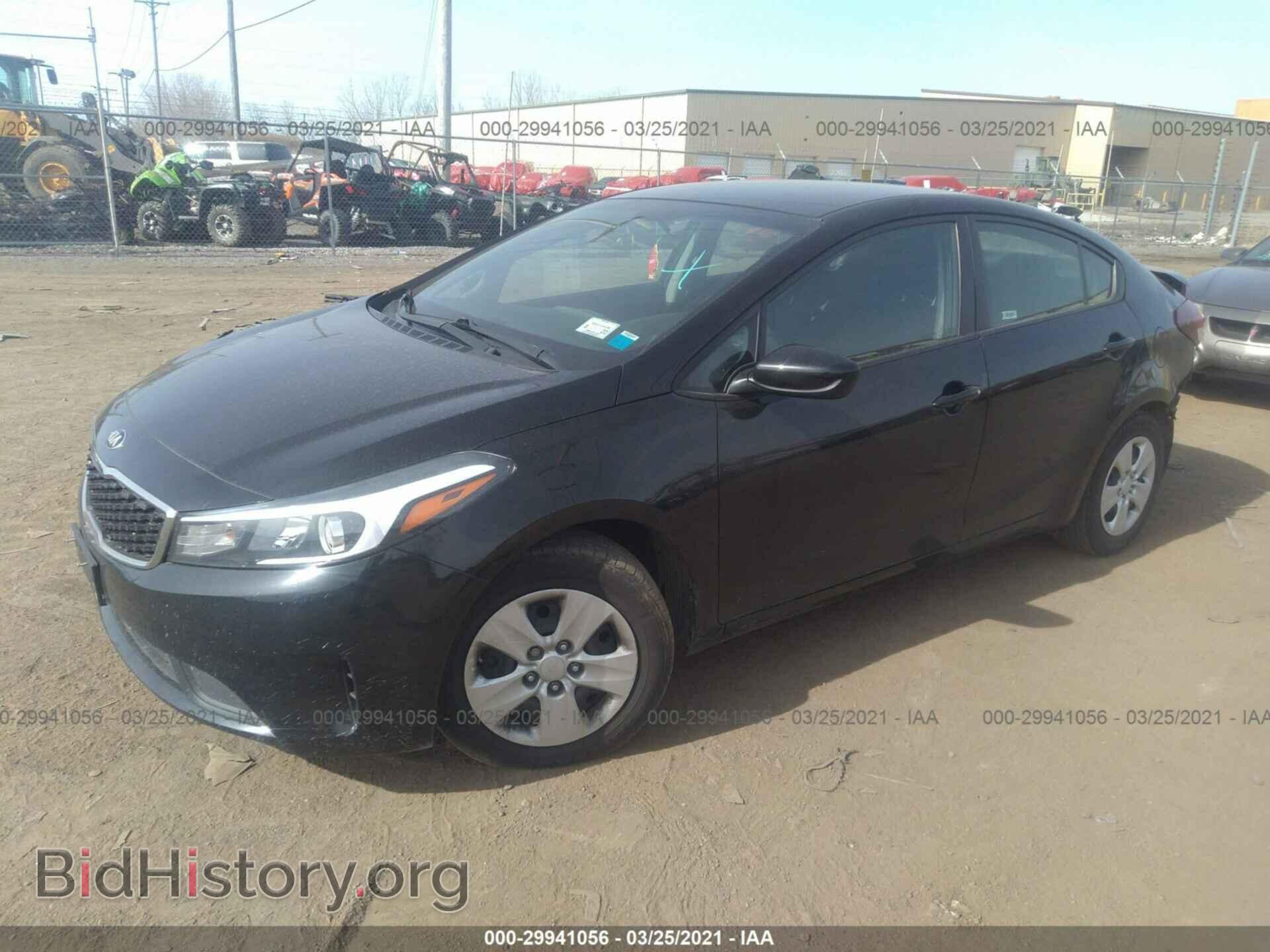 2017 KIA FORTE - VIN: 3KPFK4A77HE070816 - Photo 2