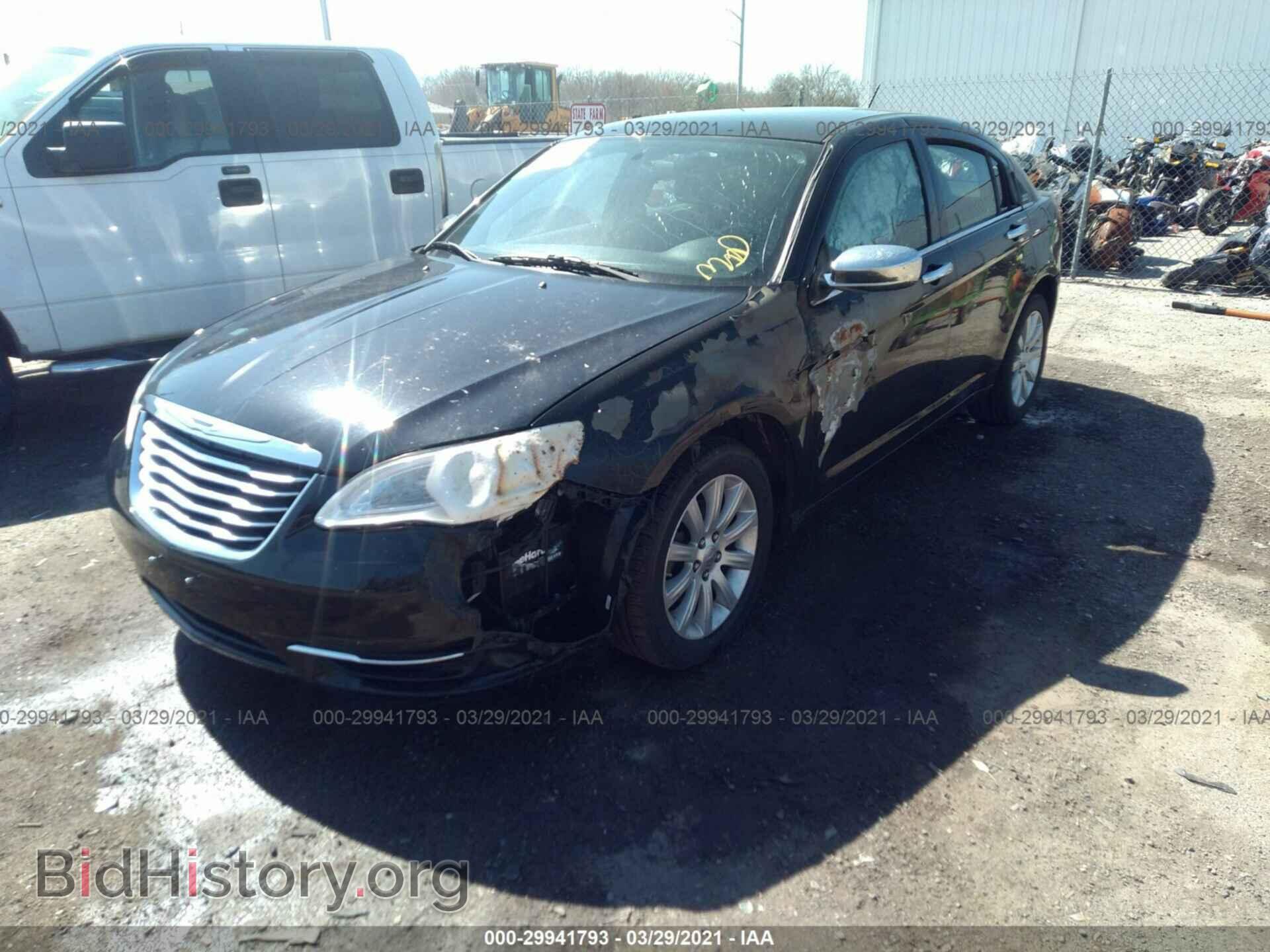 2013 CHRYSLER 200 - VIN: 1C3CCBBB6DN763149 - Фото 2
