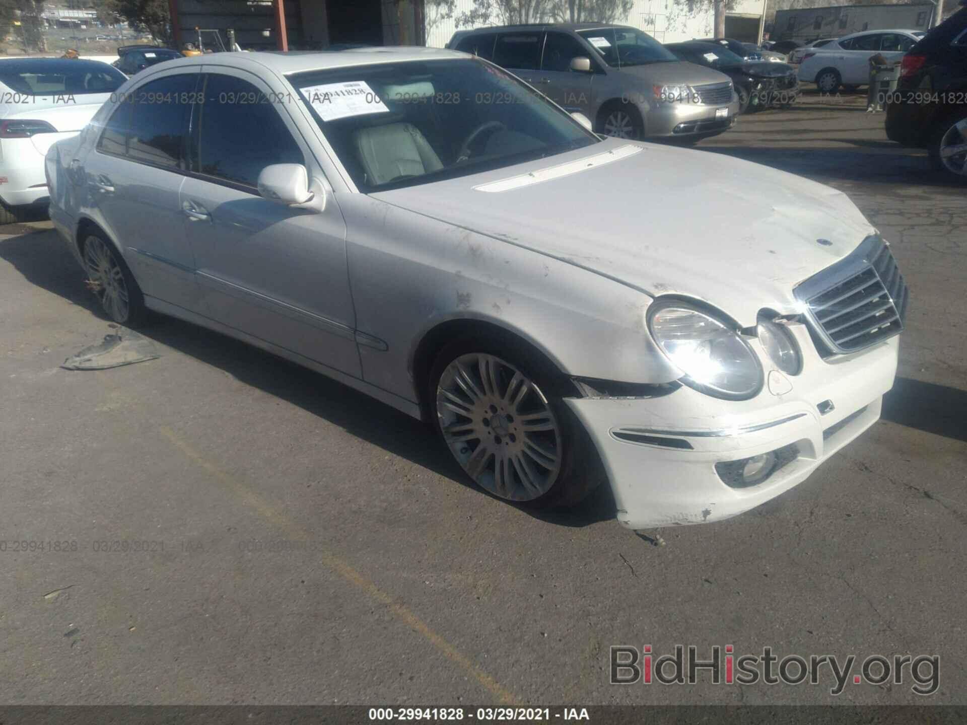 Photo WDBUF56X67B097249 - MERCEDES-BENZ E-CLASS 2007