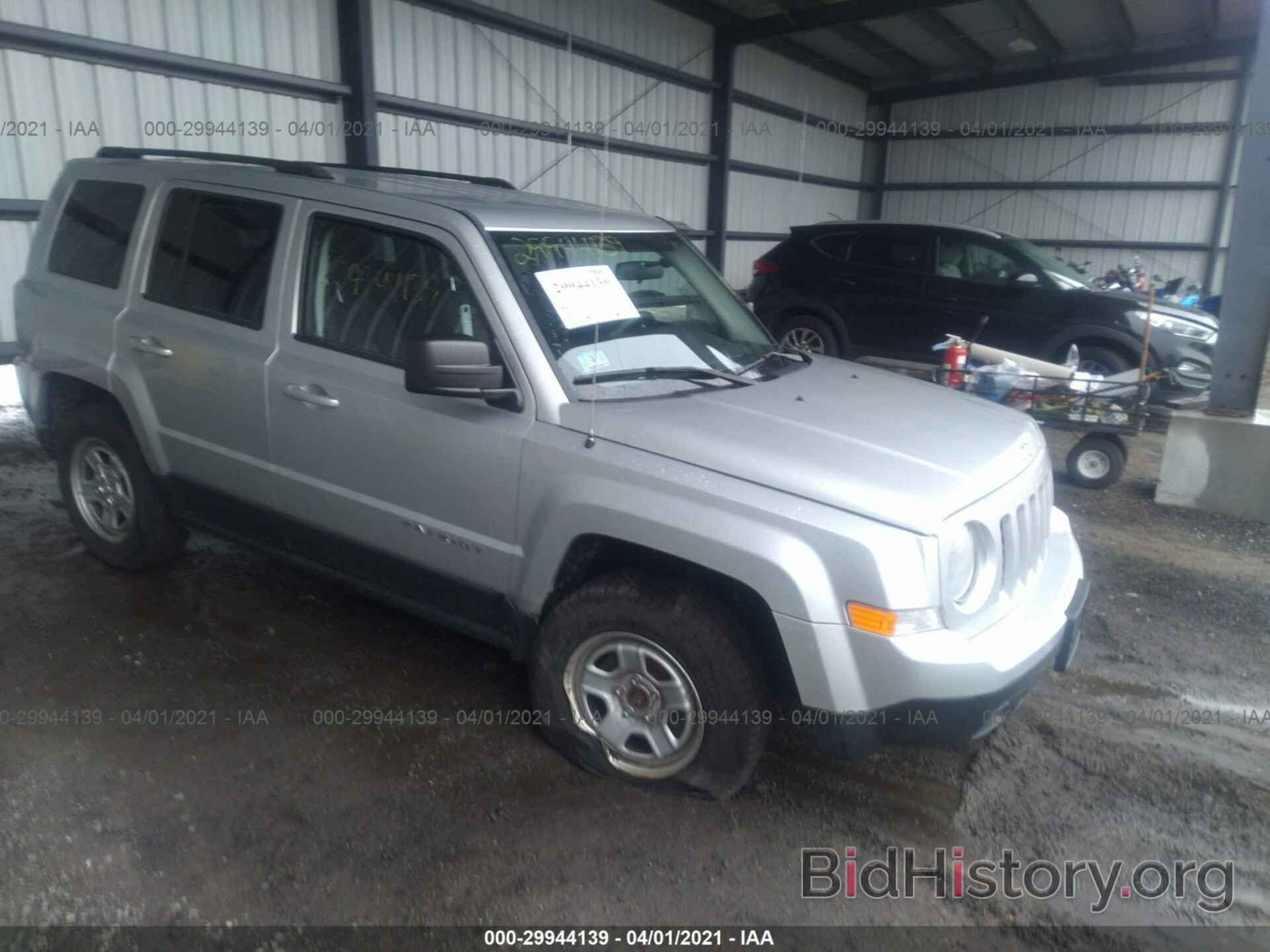 Фотография 1C4NJRBBXCD576567 - JEEP PATRIOT 2012