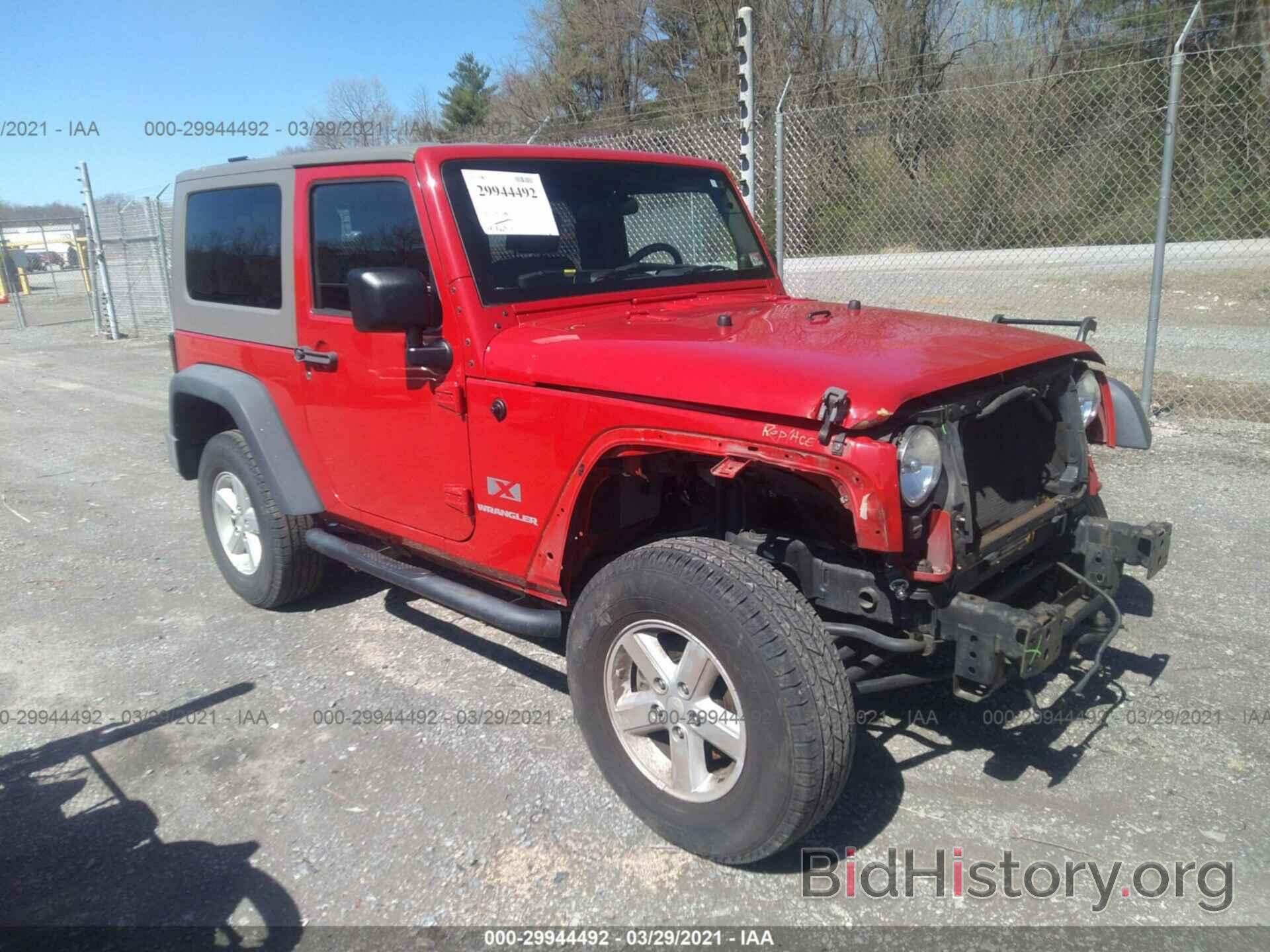 Photo 1J4FA24119L737316 - JEEP WRANGLER 2009