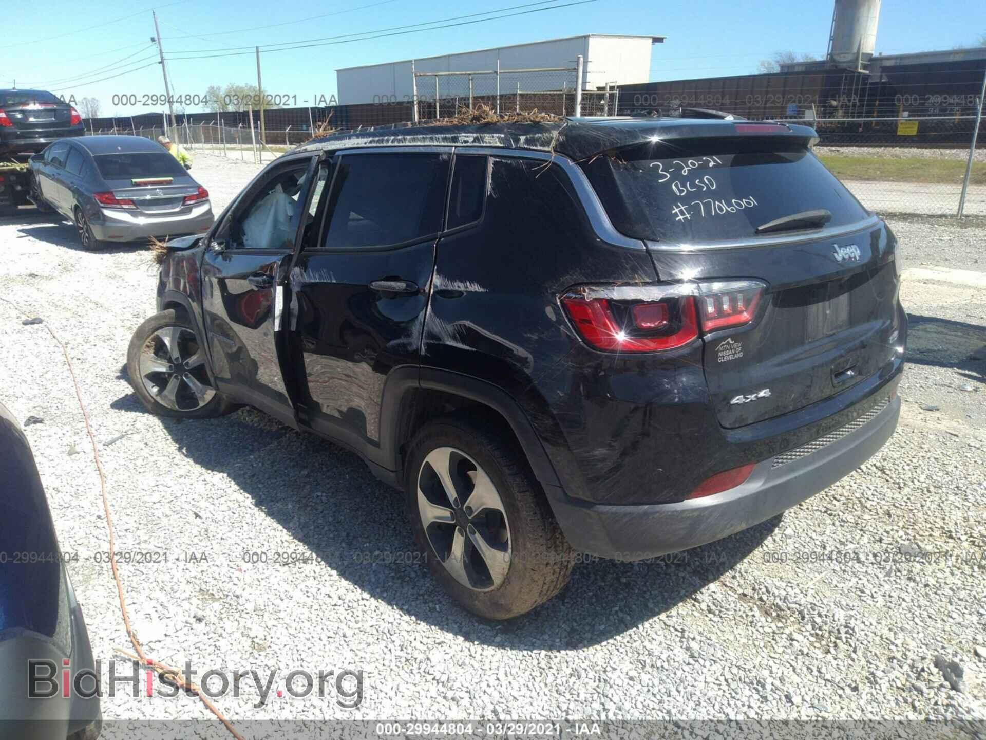 2017 JEEP COMPASS - VIN: 3C4NJDBB2HT607203 - Фото 3