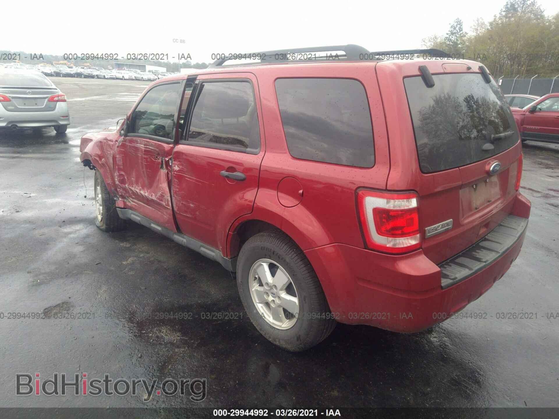 2011 FORD ESCAPE - VIN: 1FMCU0D74BKB63519 - Photo 3