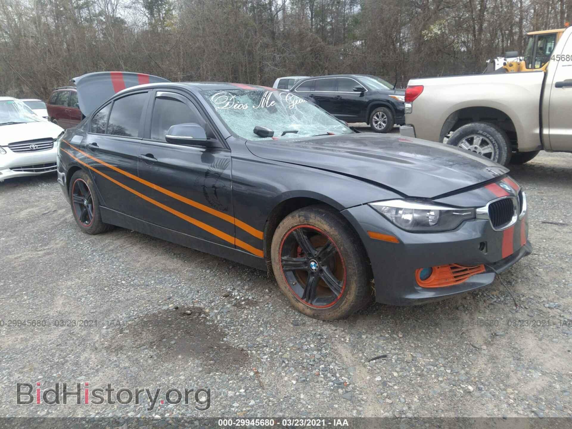 Photo WBA3A5C5XCF346845 - BMW 3 SERIES 2012