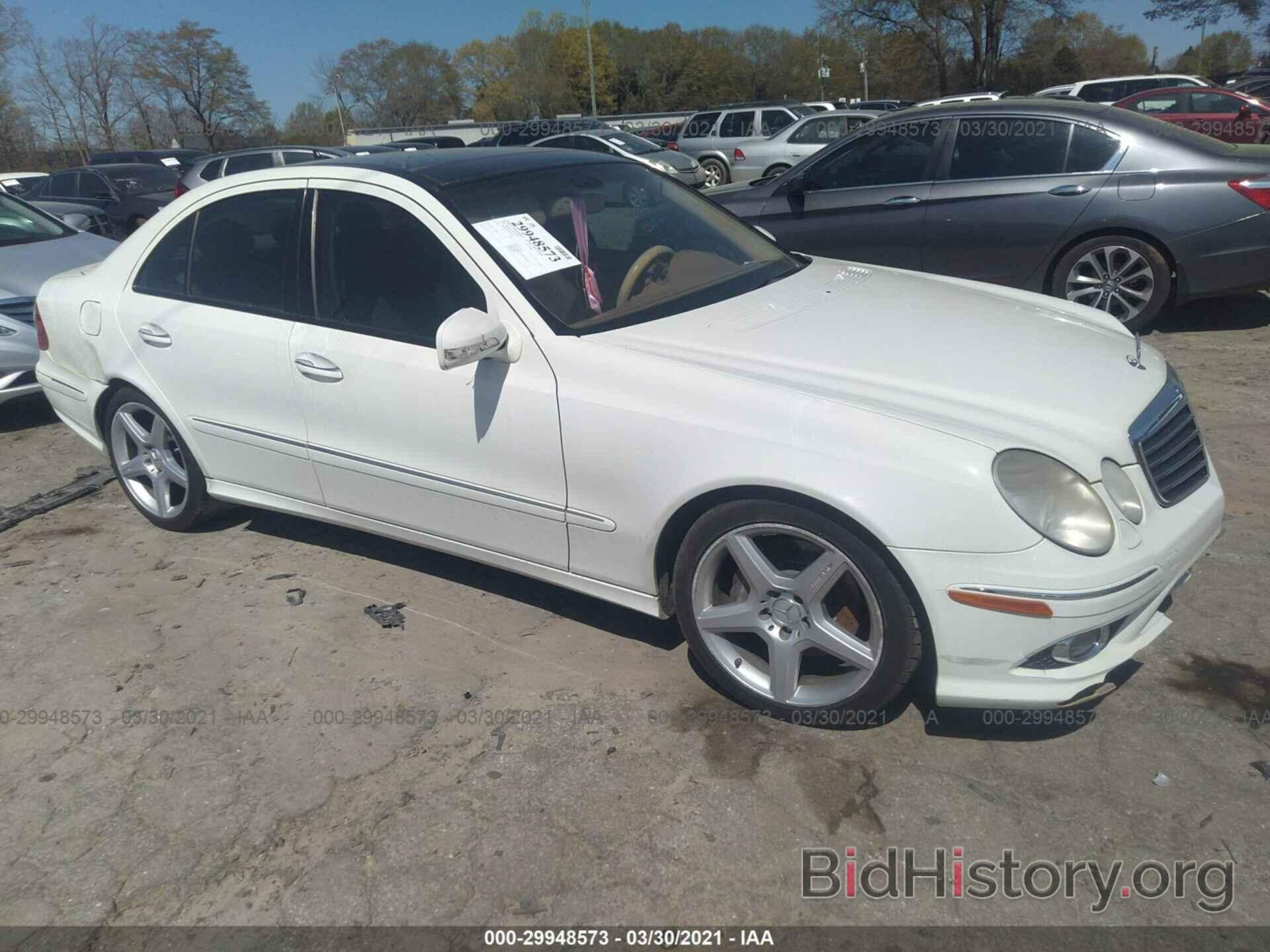 Photo WDBUF56X69B381726 - MERCEDES-BENZ E-CLASS 2009