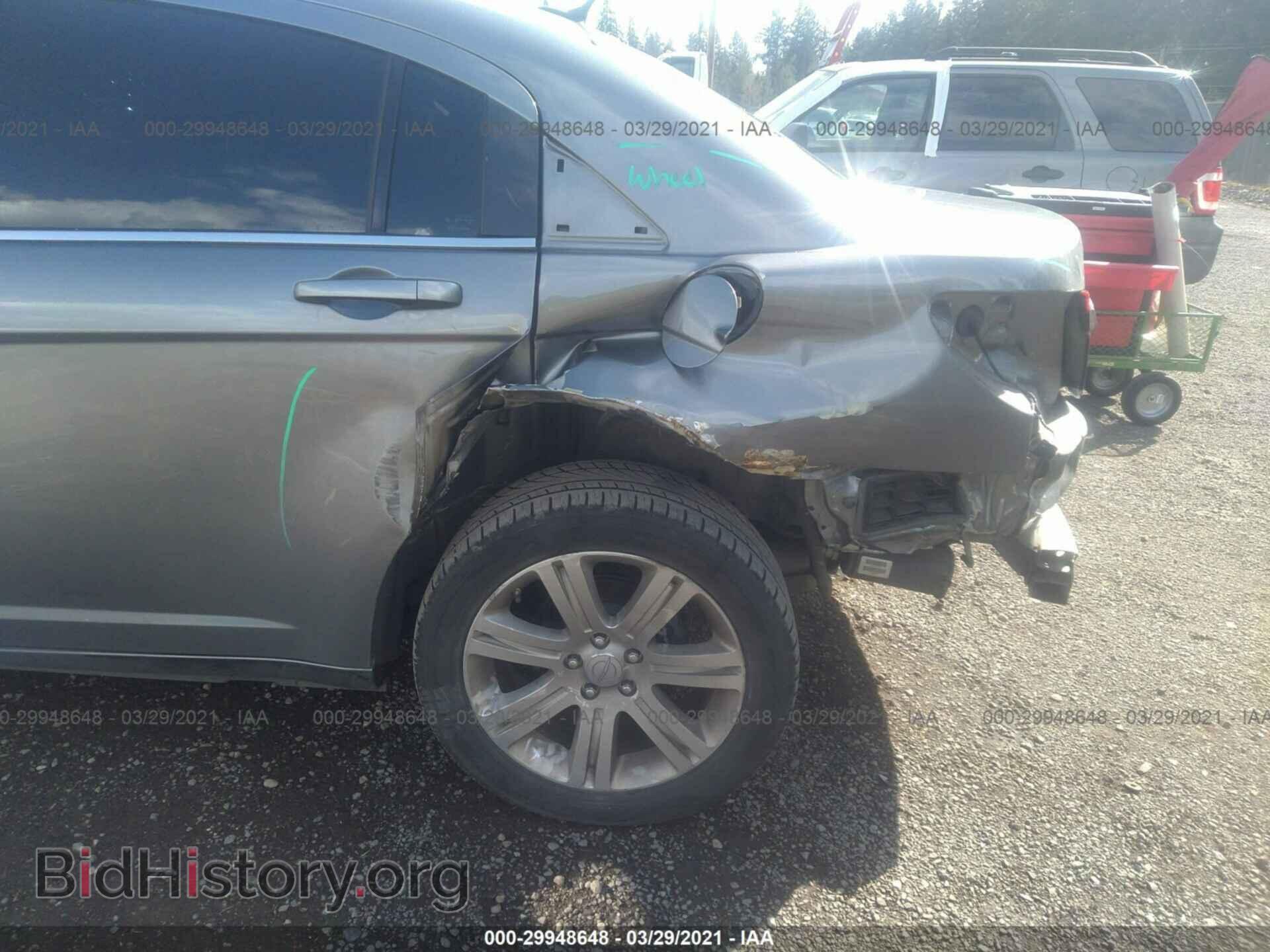 2013 CHRYSLER 200 - VIN: 1C3CCBAB8DN671994 - Фото 6