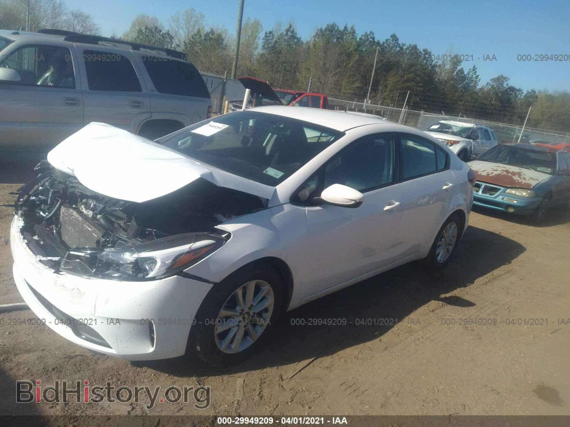 2017 KIA FORTE - VIN: 3KPFL4A75HE016802 - Фото 2