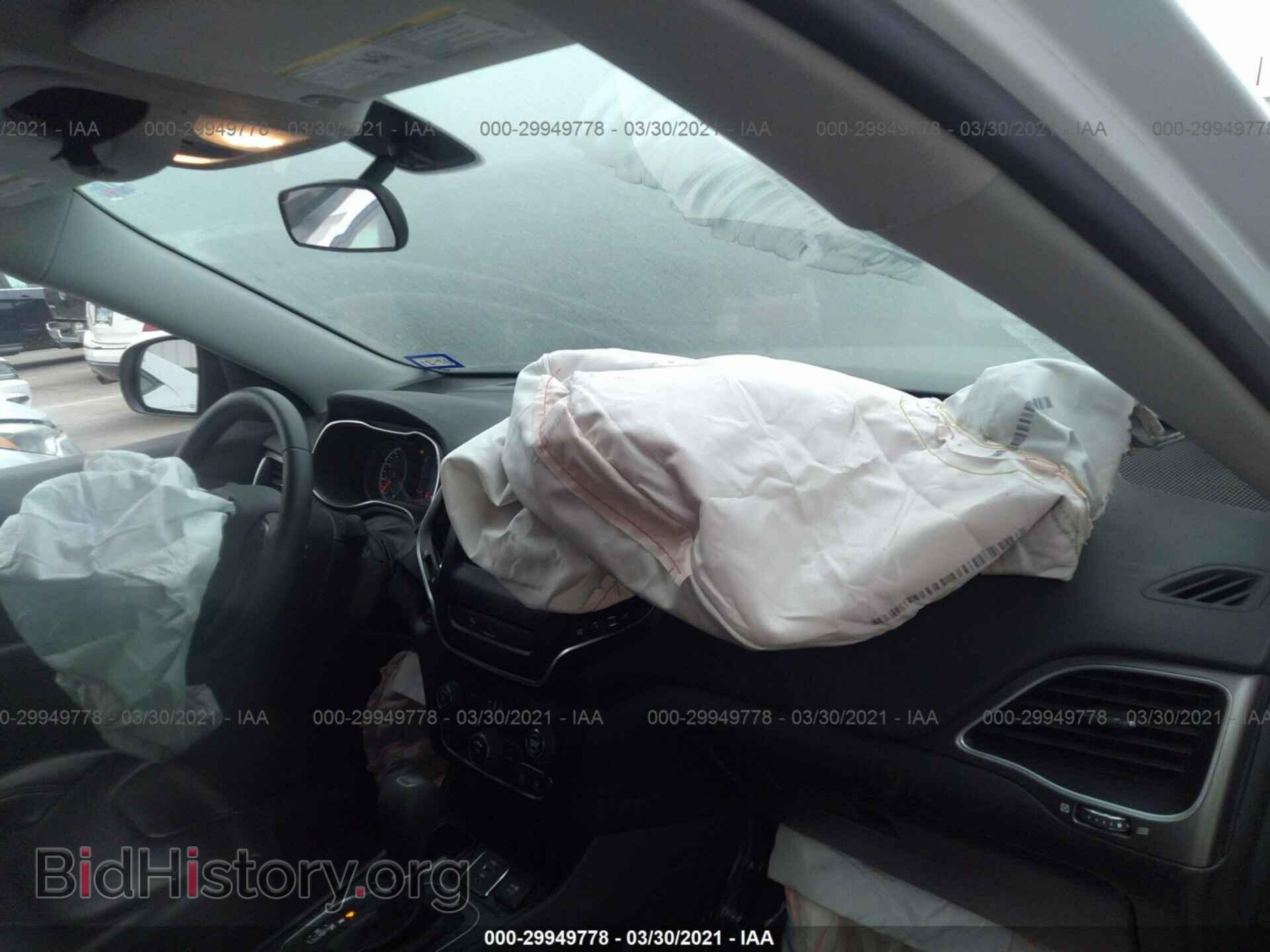 2019 JEEP CHEROKEE - VIN: 1C4PJLLB3KD333539 - Photo 5