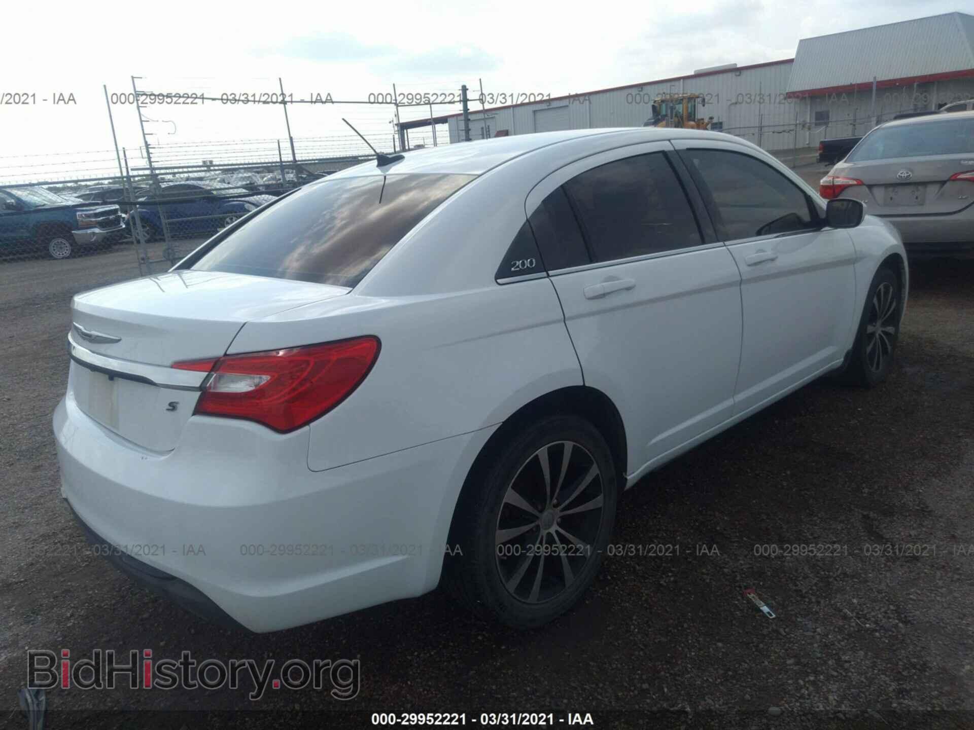 2013 CHRYSLER 200 - VIN: 1C3CCBBB7DN699316 - Photo 4
