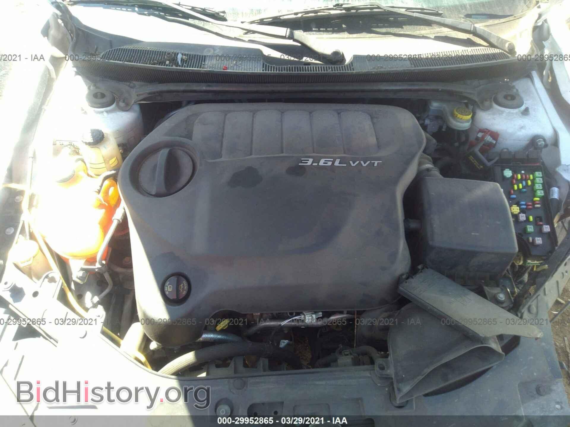 2012 CHRYSLER 200 - VIN: 1C3CCBBGXCN305043 - Фото 10