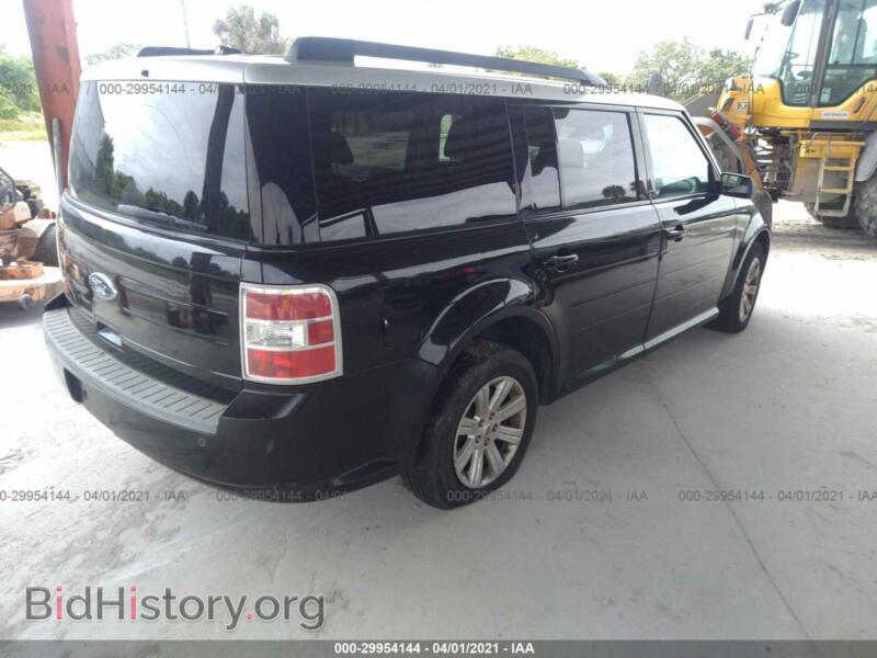 2011 Ford FLEX (VIN 2FMGK5BC6BBD24208) — photo 4 of 11