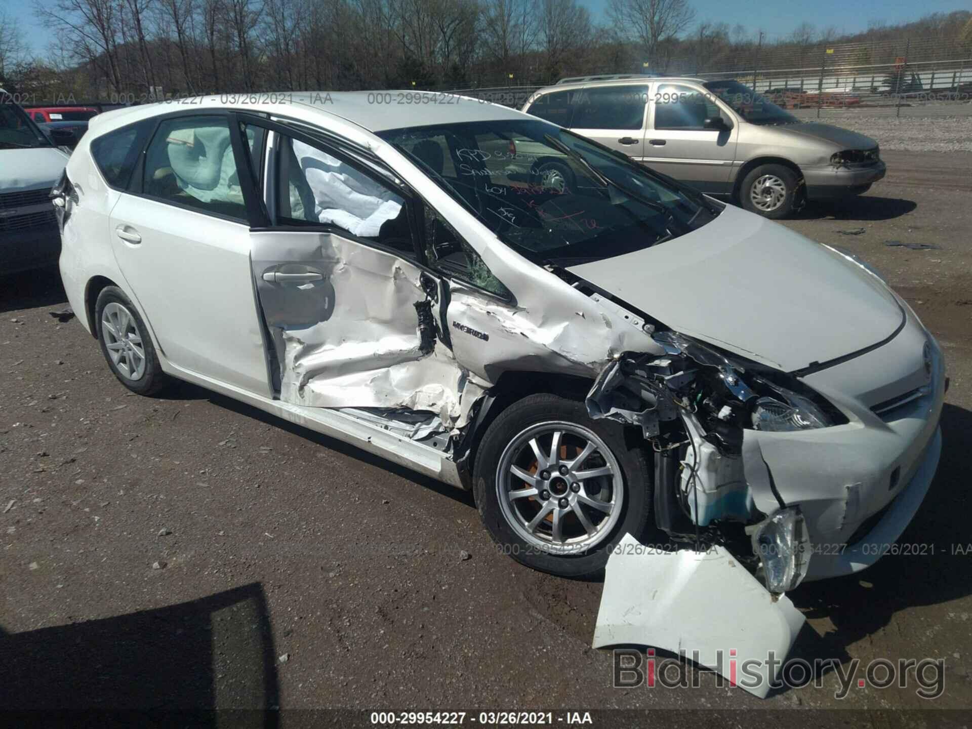 Photo JTDZN3EU4EJ002342 - TOYOTA PRIUS V 2014