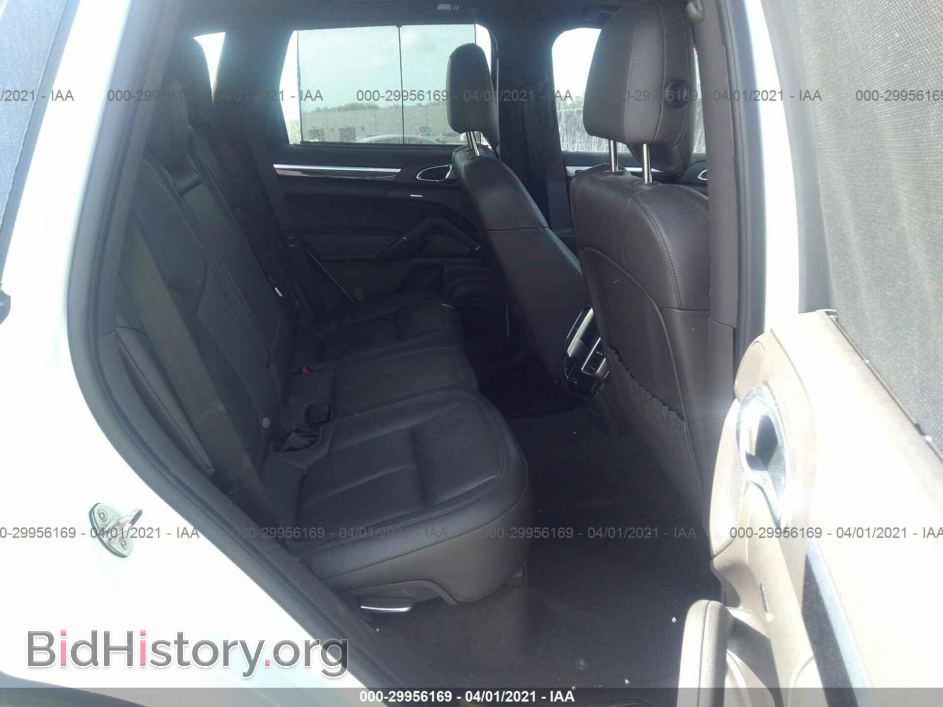 2017 PORSCHE CAYENNE - VIN: WP1AA2A24HKA80818 - Фото 8