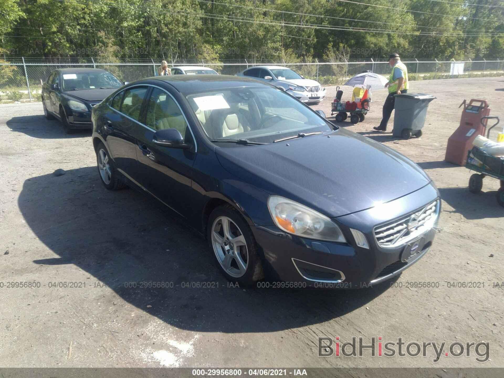 Photo YV1622FS9C2027631 - VOLVO S60 2012