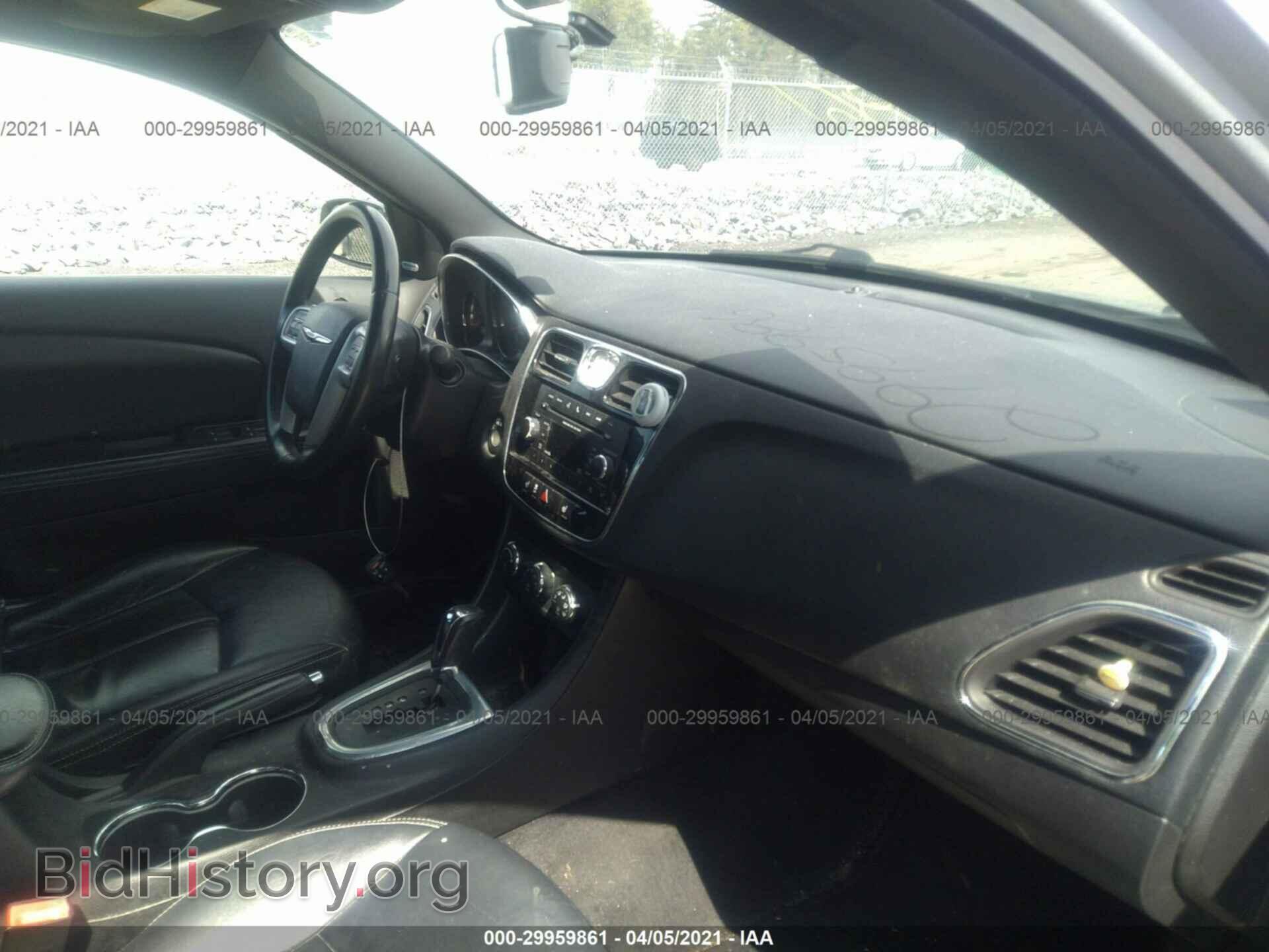 2013 CHRYSLER 200 - VIN: 1C3CCBCG9DN631822 - Фото 5