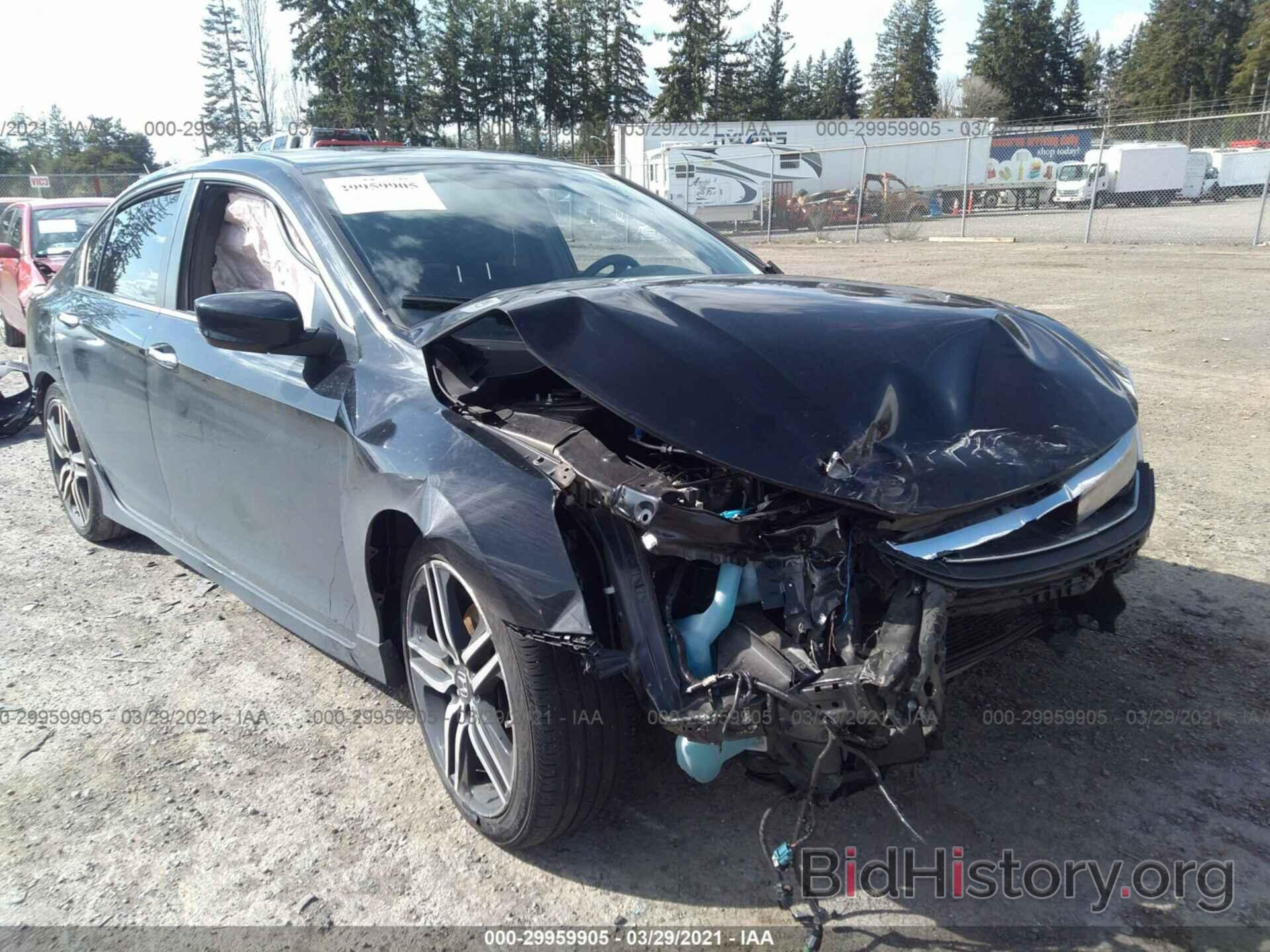 Photo 1HGCR2F53HA086803 - HONDA ACCORD SEDAN 2017