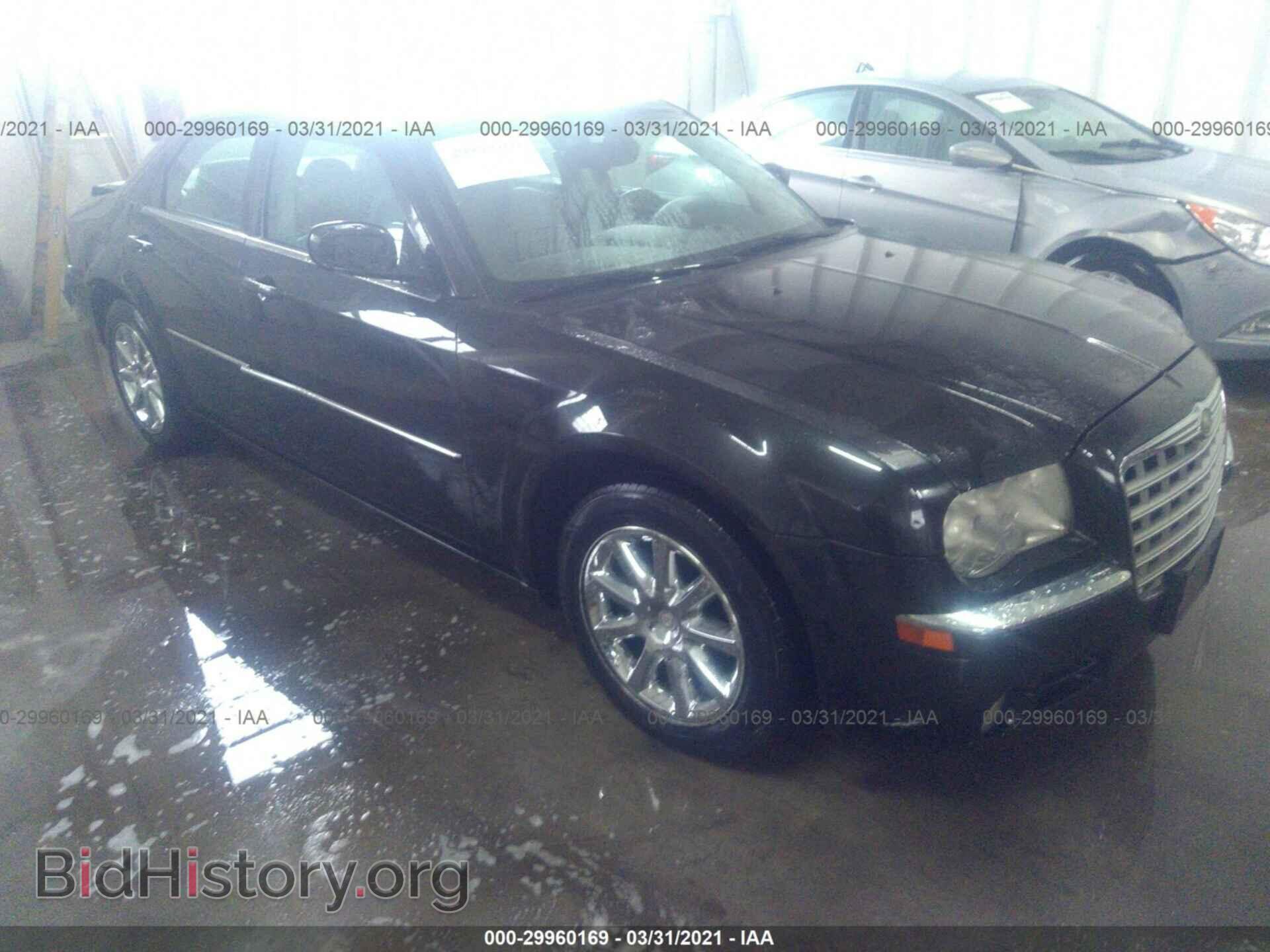 Photo 2C3KA33G18H129957 - CHRYSLER 300 2008