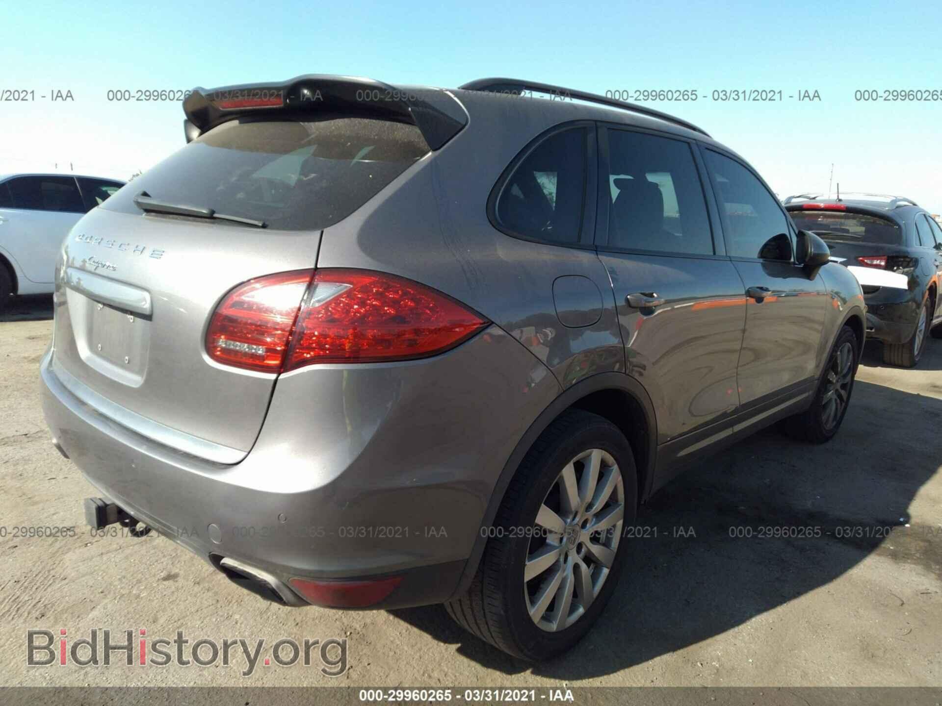 2012 PORSCHE CAYENNE - VIN: WP1AA2A23CLA09547 - Фото 4