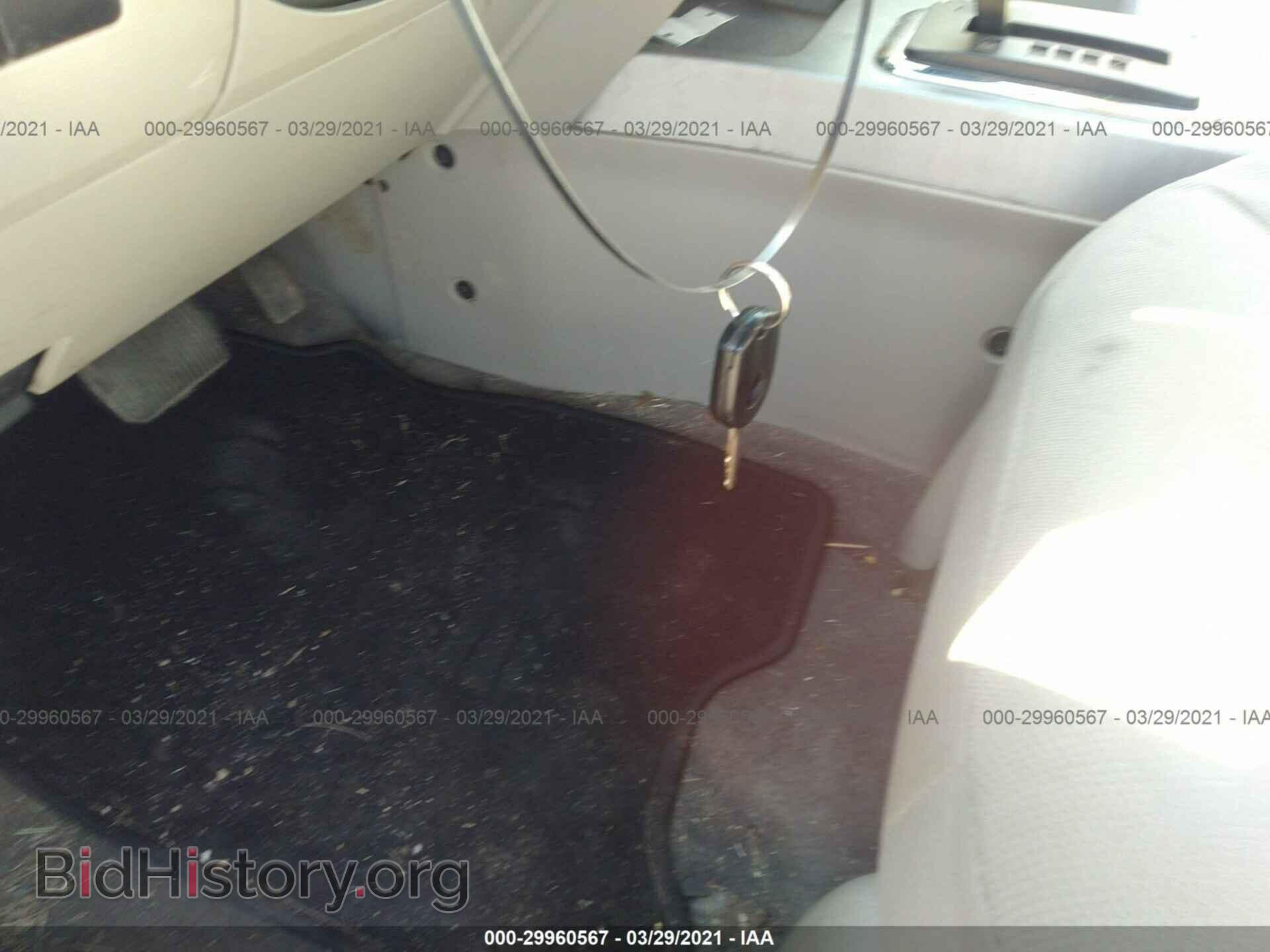 2008 FORD ESCAPE - VIN: 1FMCU59H18KB58642 - Фото 11