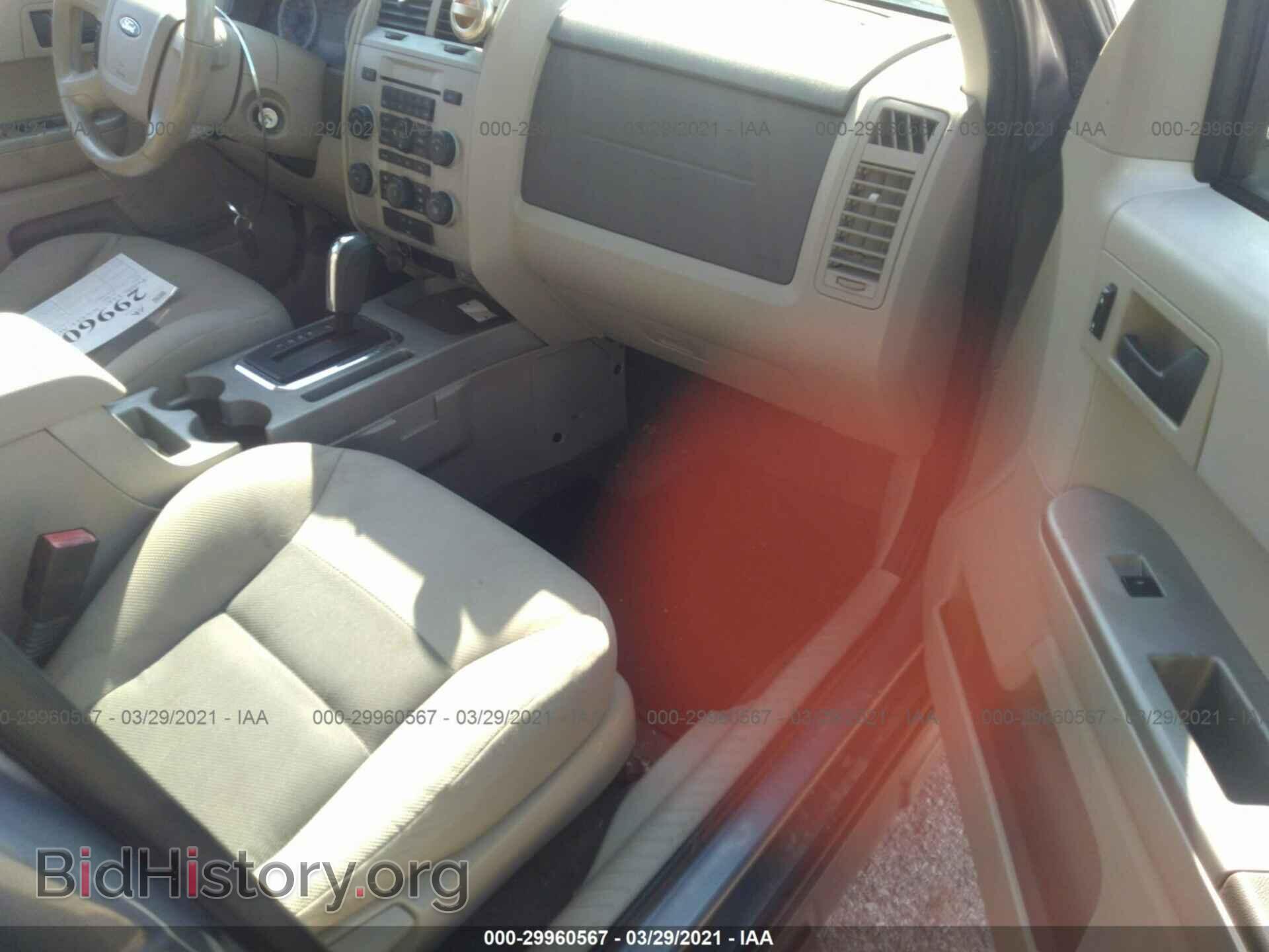 2008 FORD ESCAPE - VIN: 1FMCU59H18KB58642 - Фото 5