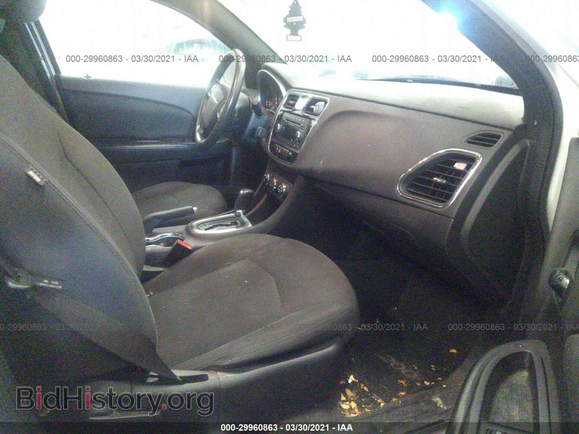 2012 CHRYSLER 200 - VIN: 1C3CCBAB5CN201565 - Фото 5