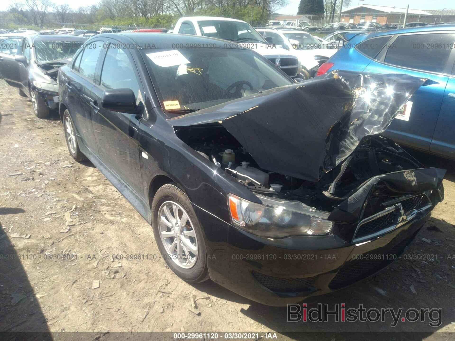 Photo JA32U2FU3AU033456 - MITSUBISHI LANCER 2010