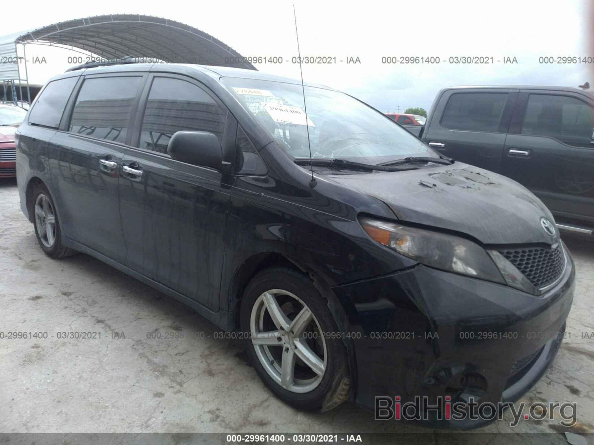 Photo 5TDXK3DC0DS386887 - TOYOTA SIENNA 2013