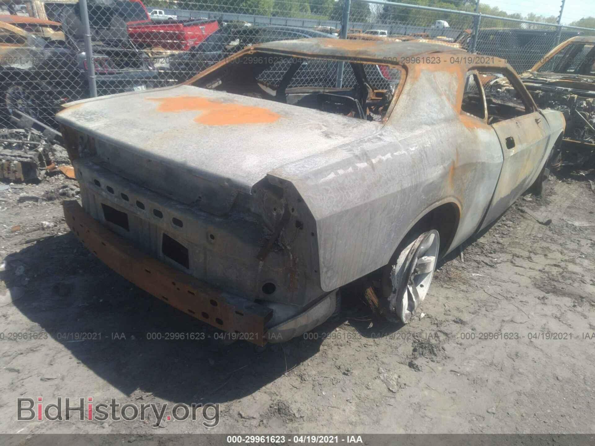 2010 DODGE CHALLENGER - VIN: 2B3CJ4DV3AH189751 - Photo 4
