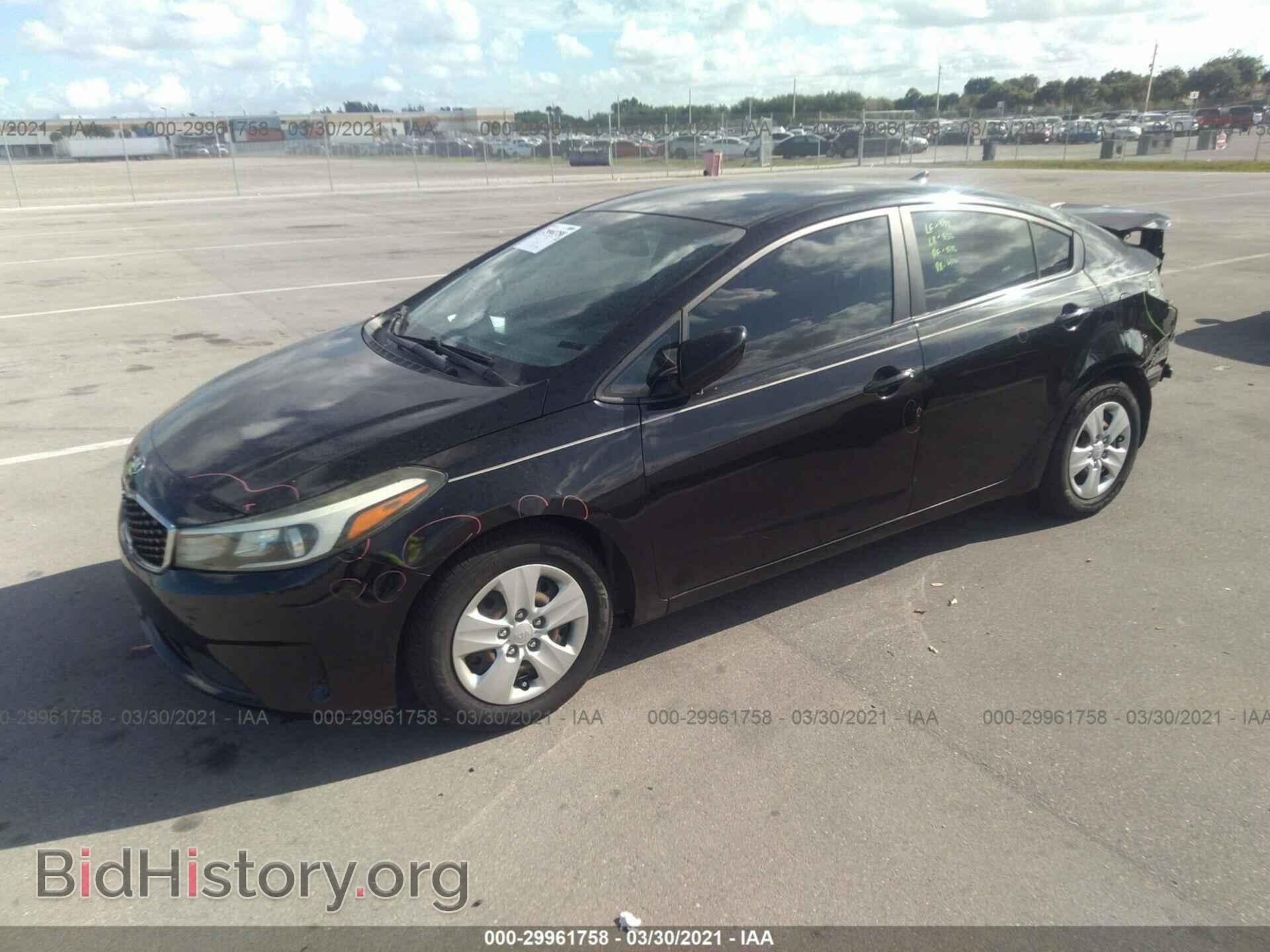 2017 KIA FORTE - VIN: 3KPFK4A79HE042760 - Фото 2