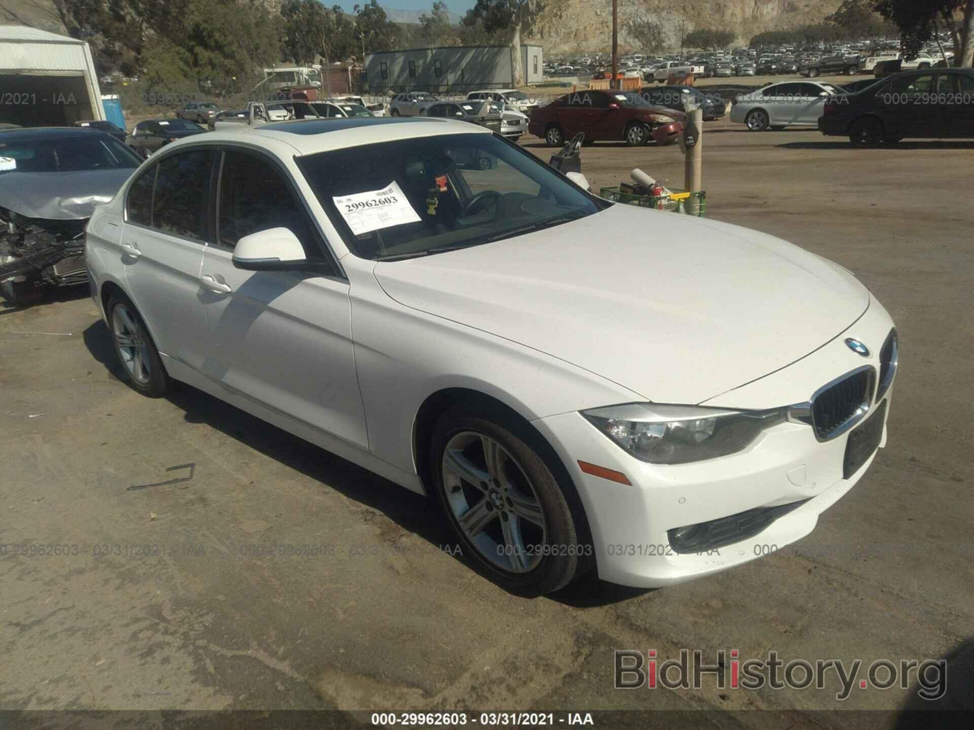 Photo WBA3C1C51FK119137 - BMW 3 SERIES 2015