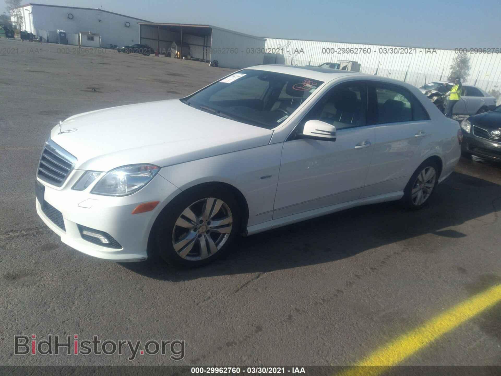 2011 MERCEDES-BENZ E-CLASS - VIN: WDDHF2EB8BA289400 - Photo 2