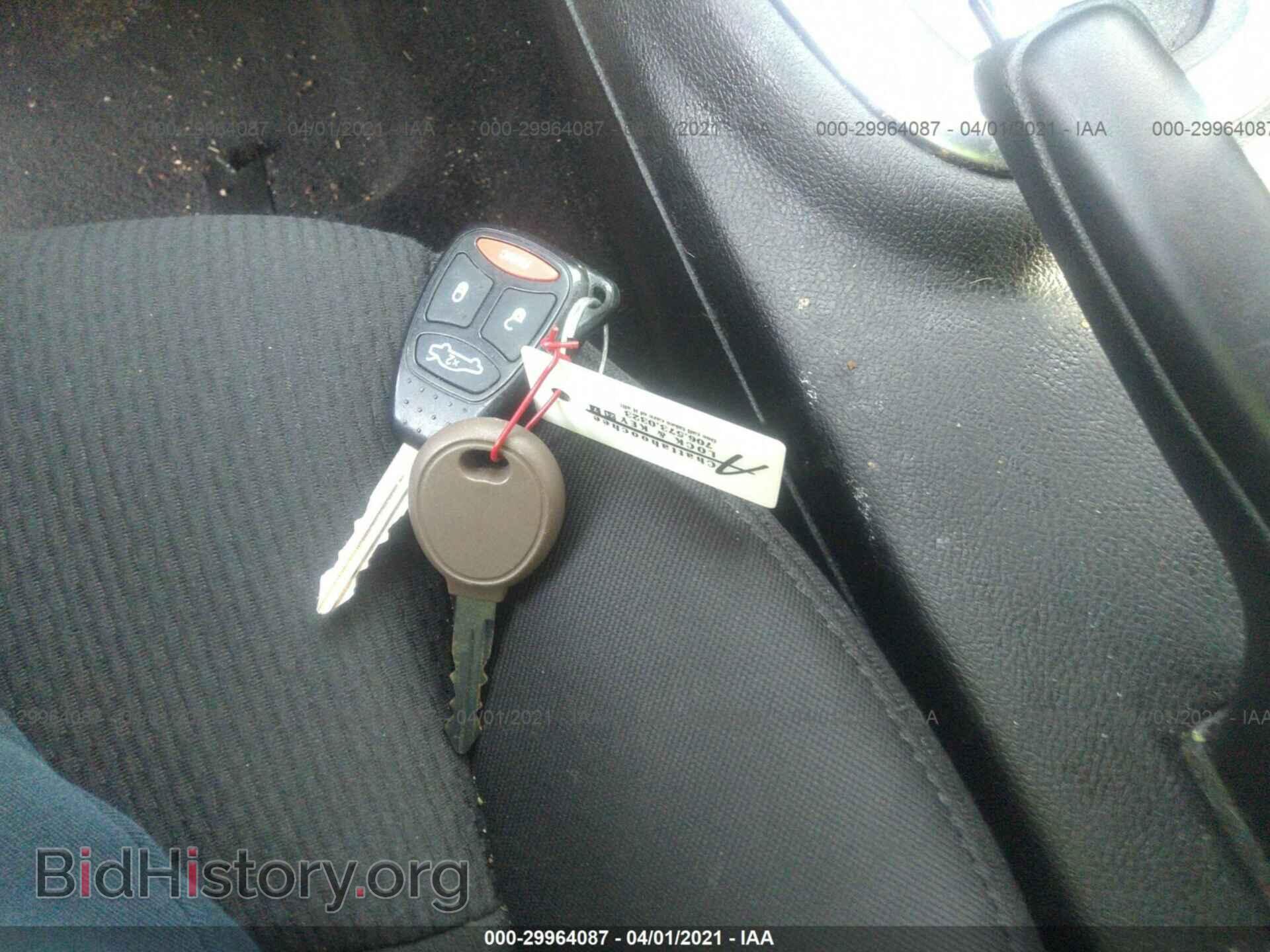 2013 CHRYSLER 200 - VIN: 1C3CCBAG2DN767597 - Фото 11