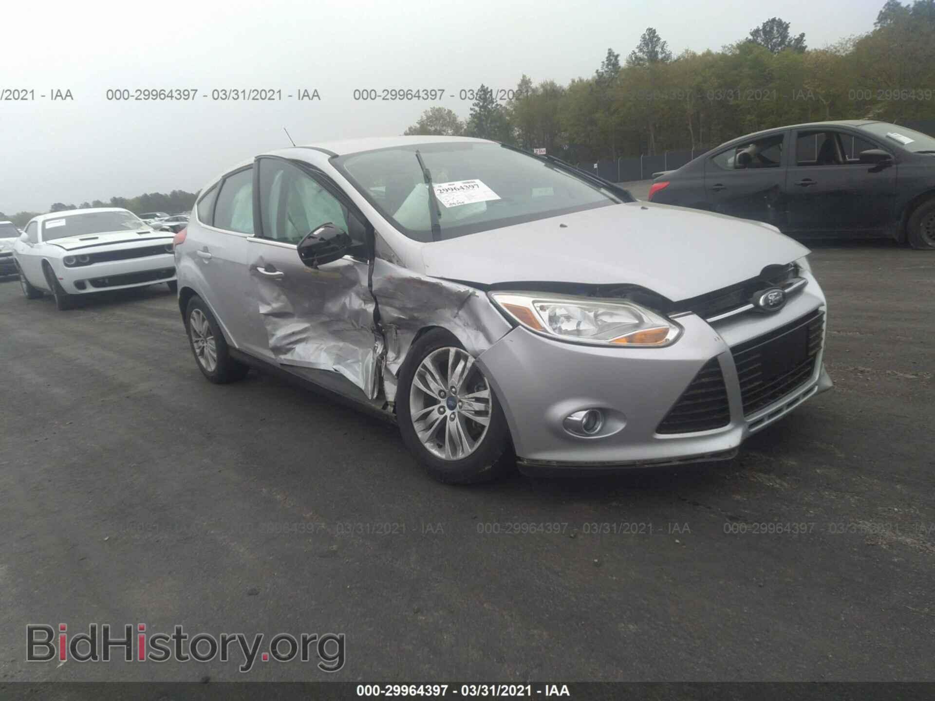 Фотография 1FAHP3M26CL371863 - FORD FOCUS 2012
