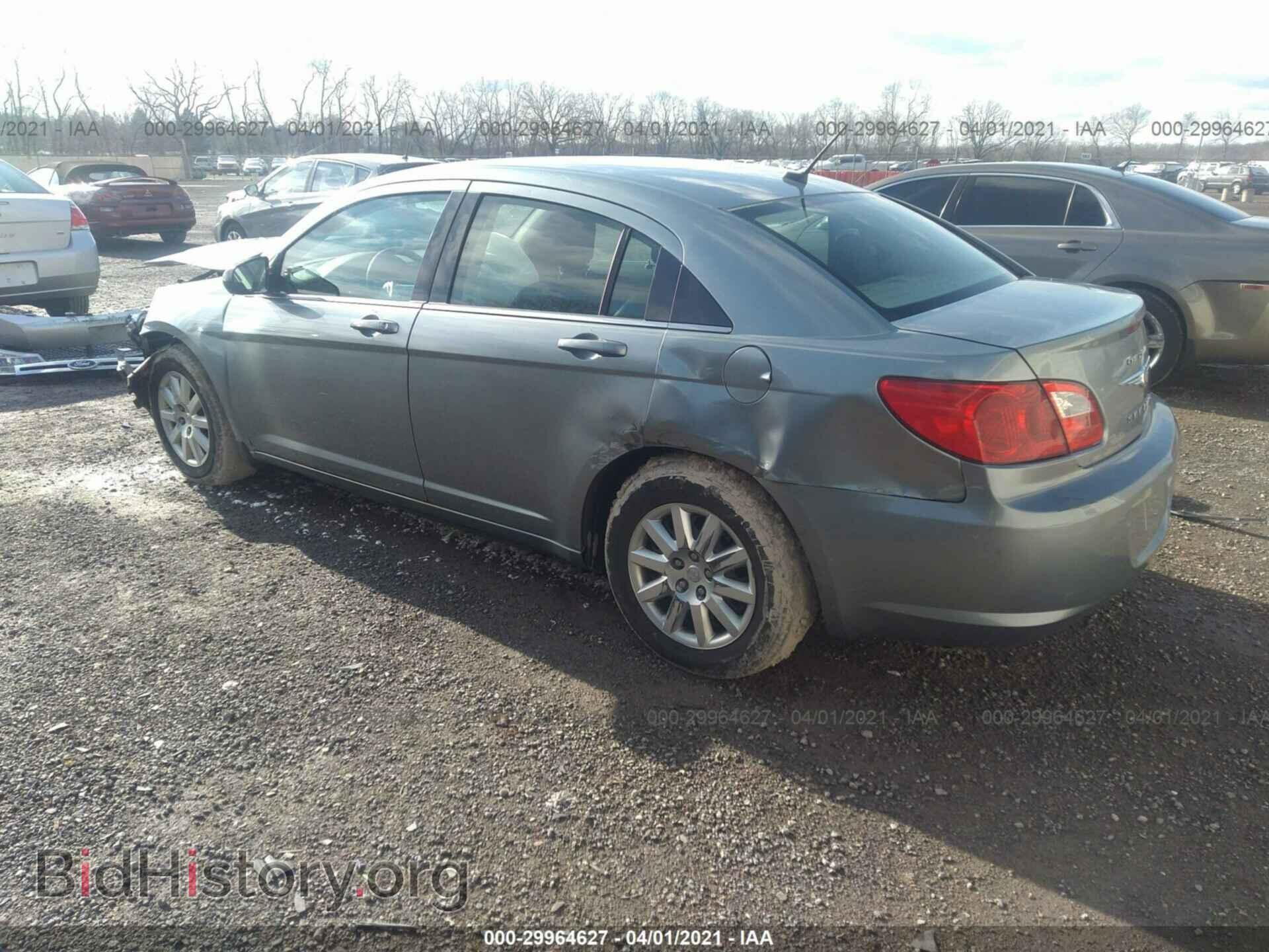 2010 CHRYSLER SEBRING - VIN: 1C3CC4FB2AN136952 - Фото 3