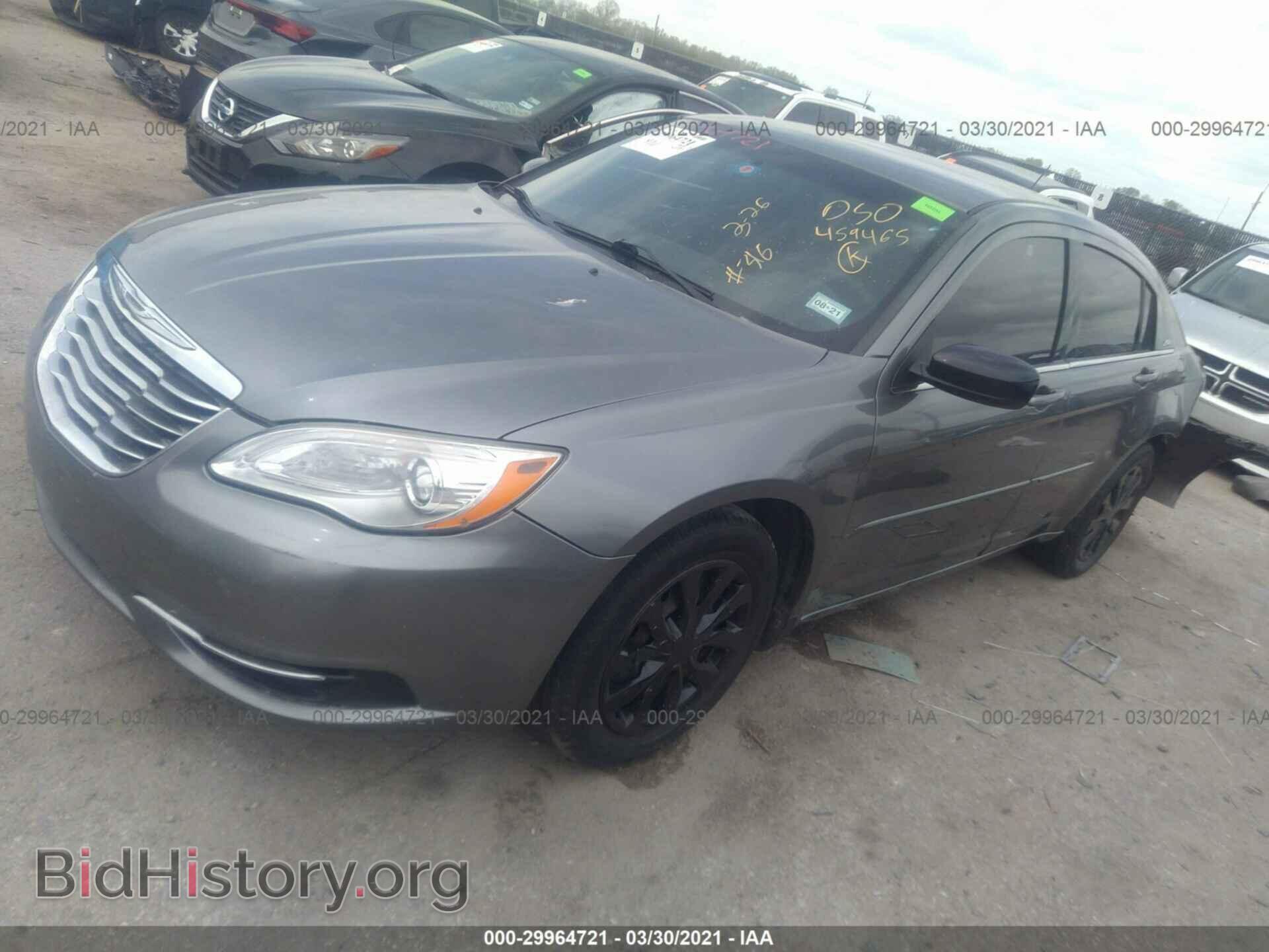 2012 CHRYSLER 200 - VIN: 1C3CCBAB2CN222406 - Фото 2