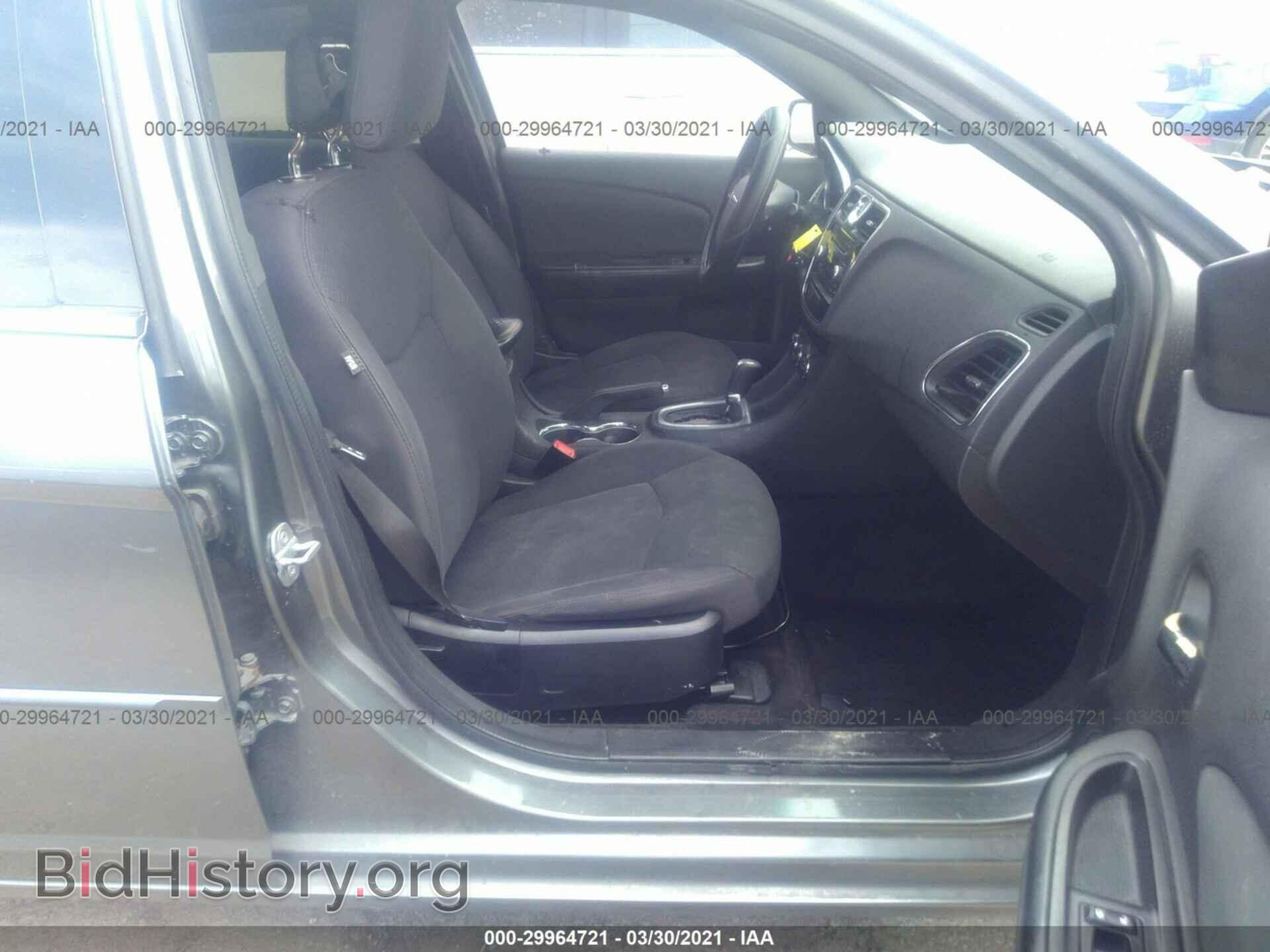 2012 CHRYSLER 200 - VIN: 1C3CCBAB2CN222406 - Фото 5