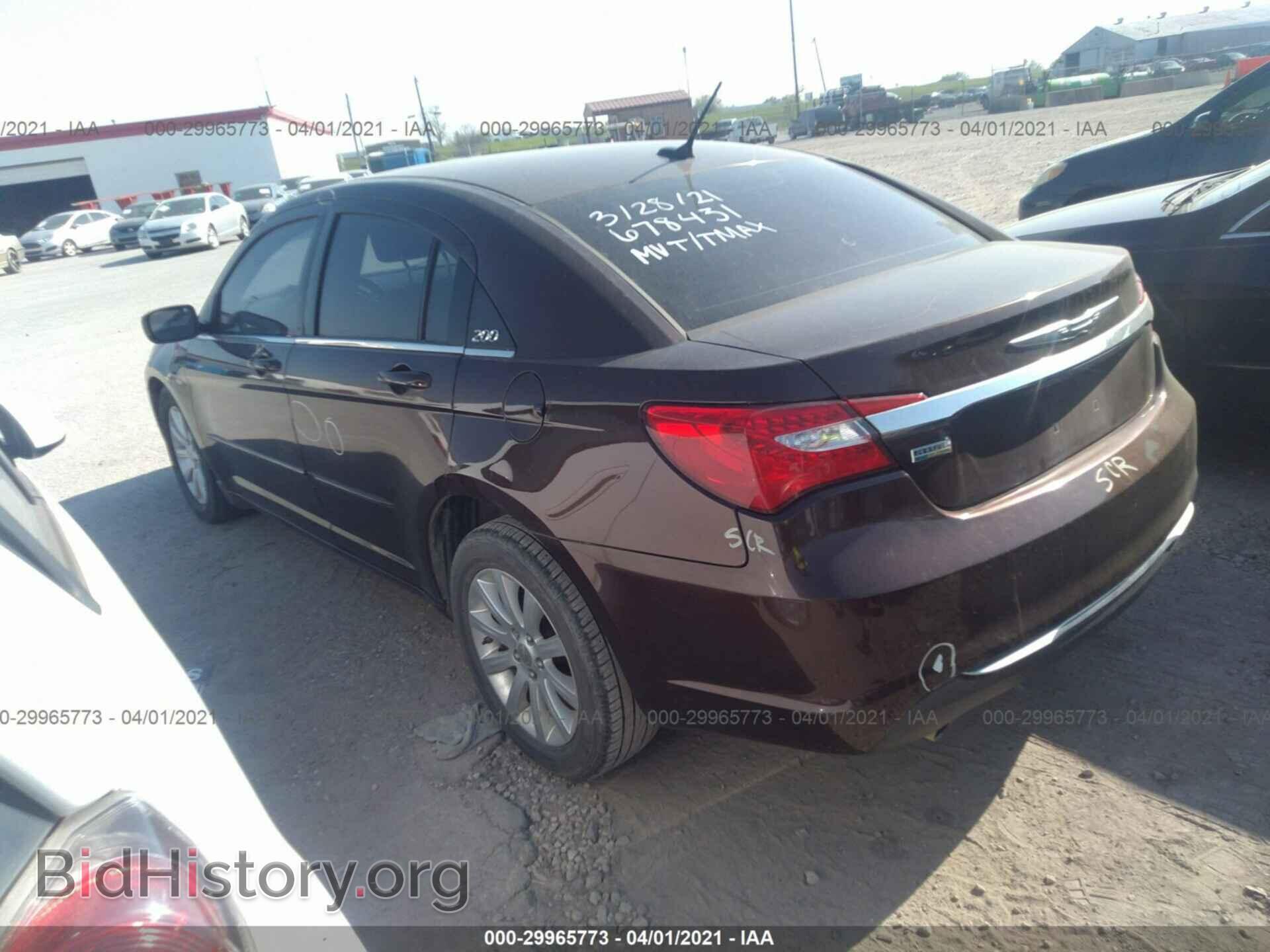 2013 CHRYSLER 200 - VIN: 1C3CCBBG7DN678431 - Фото 3